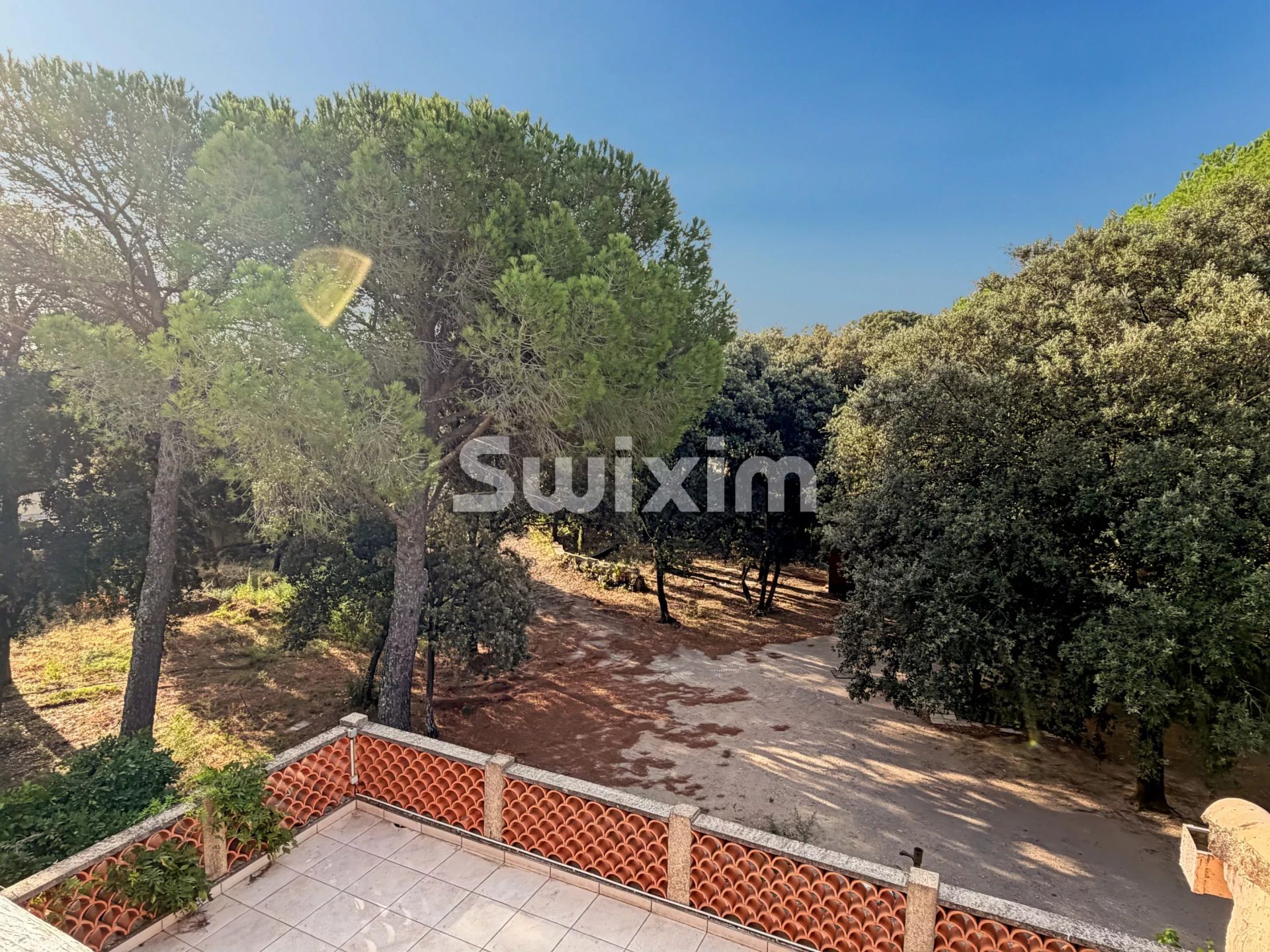 casa 7 Camere in vendita su Orange (84100)