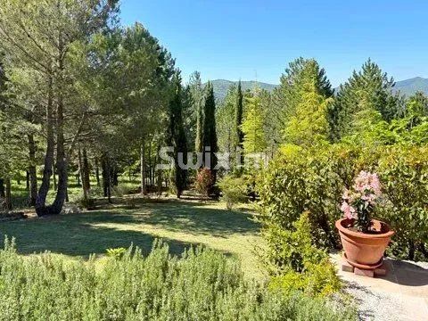 casa 9 Quartos para venda sobre Dieulefit (26220)