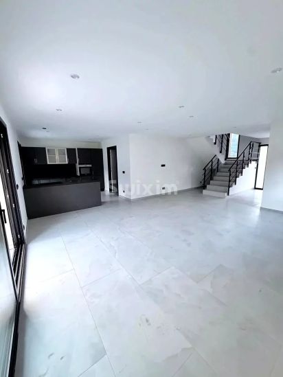 Vente Maison Scionzier 5&nbsp;Pièces 117.62&nbsp;m²