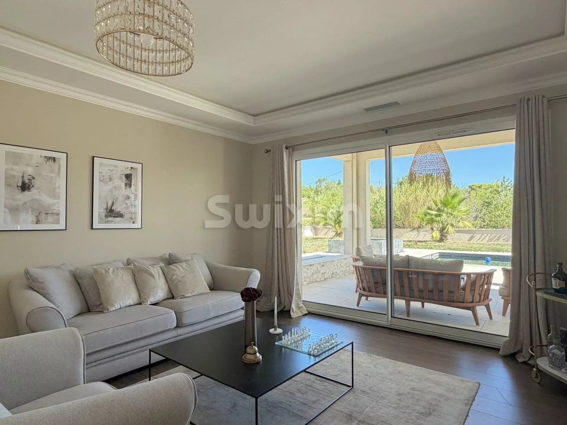 villa 6 Camere in vendita su Alès (30100)