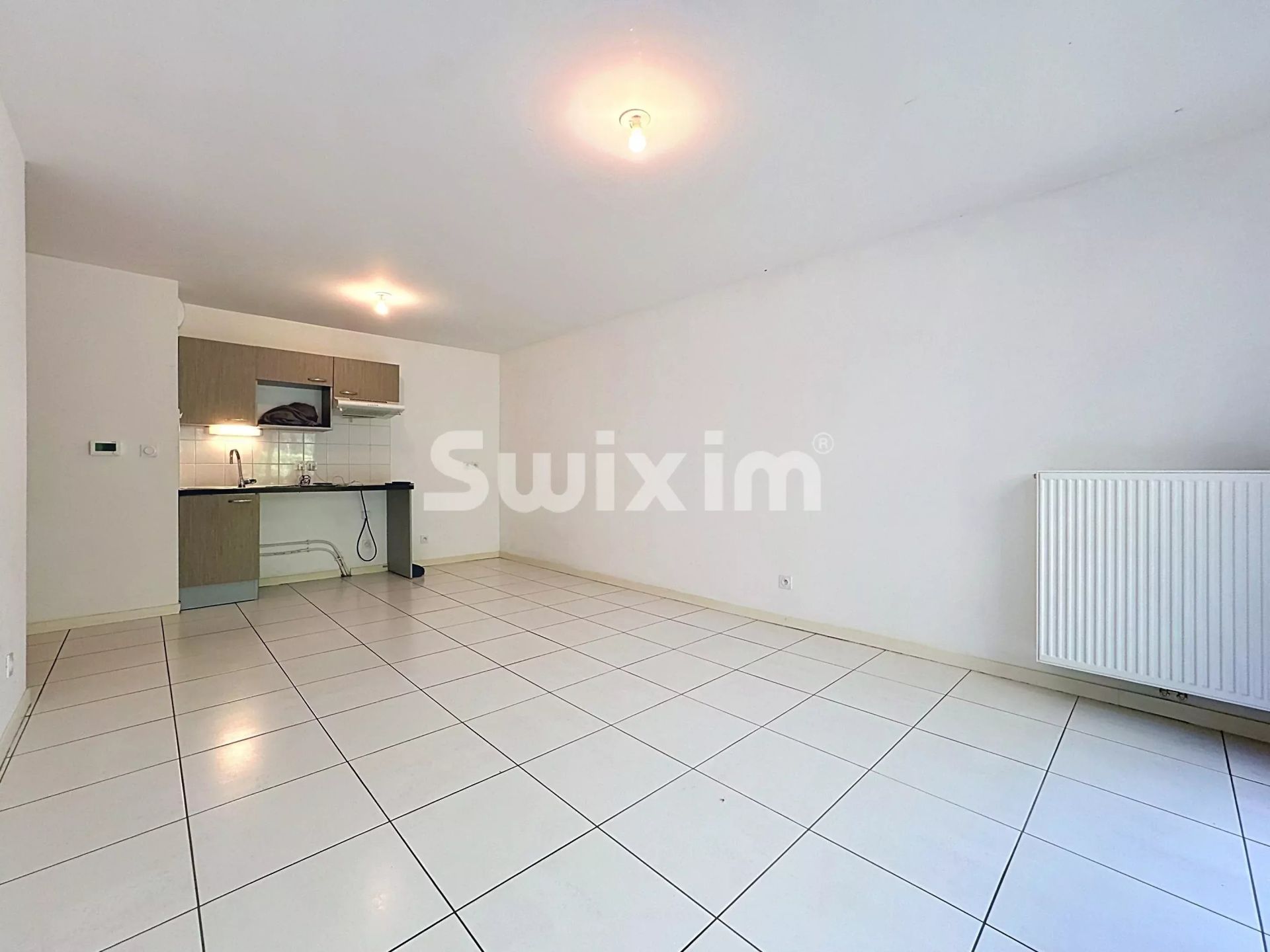 appartamento 3 Camere in vendita su Chevry (01170)