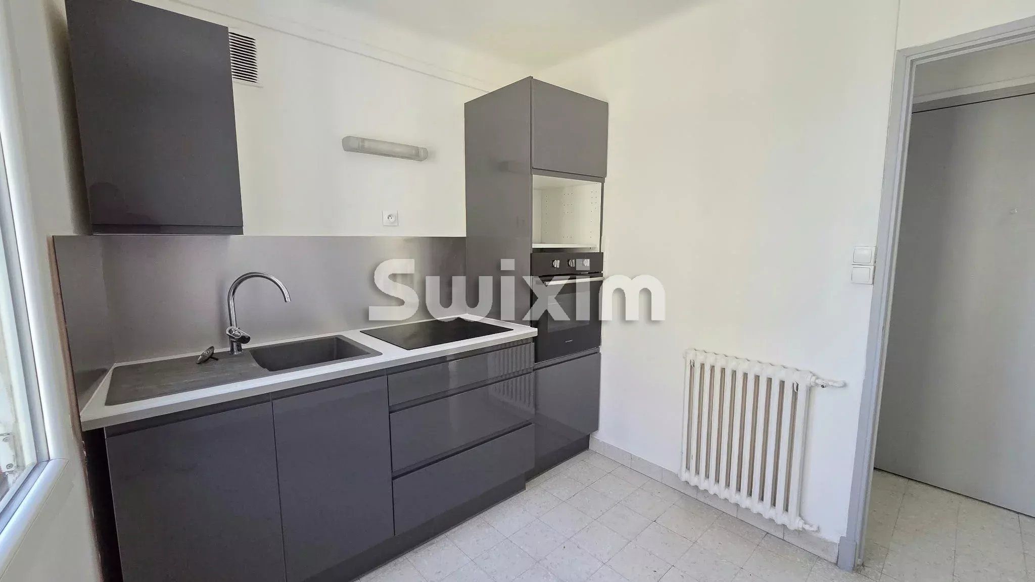 appartamento 3 Camere in vendita su Orange (84100)