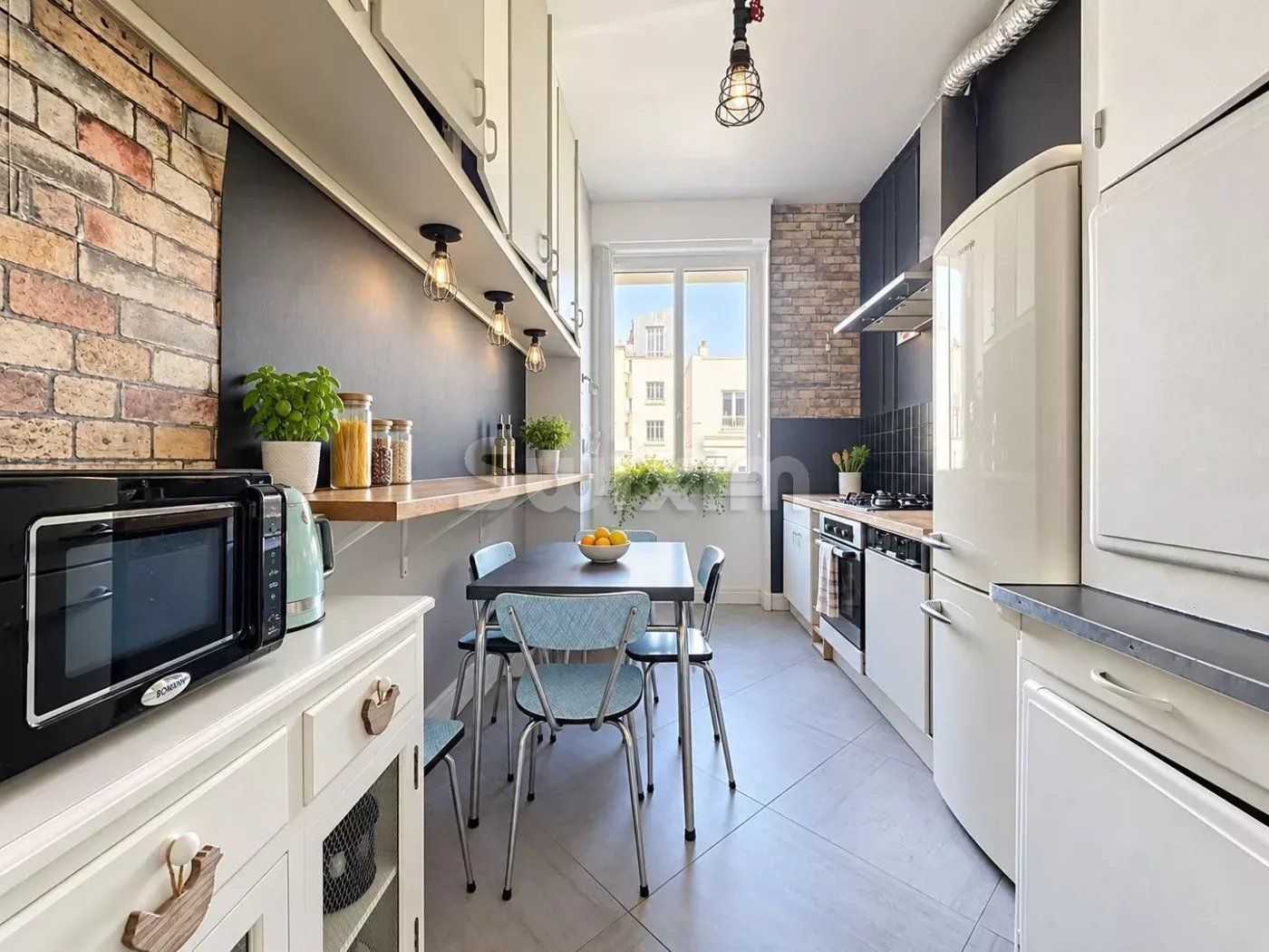 apartment 5 Rooms for sale on Paris 10ème (75010)