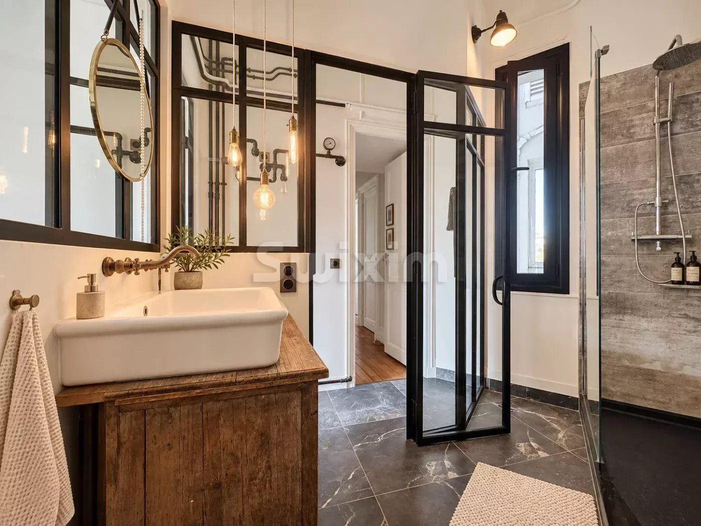 apartment 5 Rooms for sale on Paris 10ème (75010)