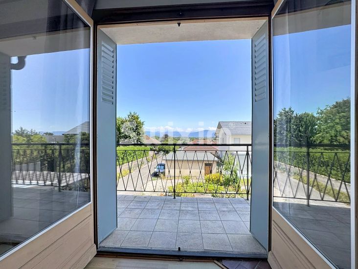 Sale Apartment Divonne-les-Bains 4&nbsp;Rooms 94&nbsp;m²