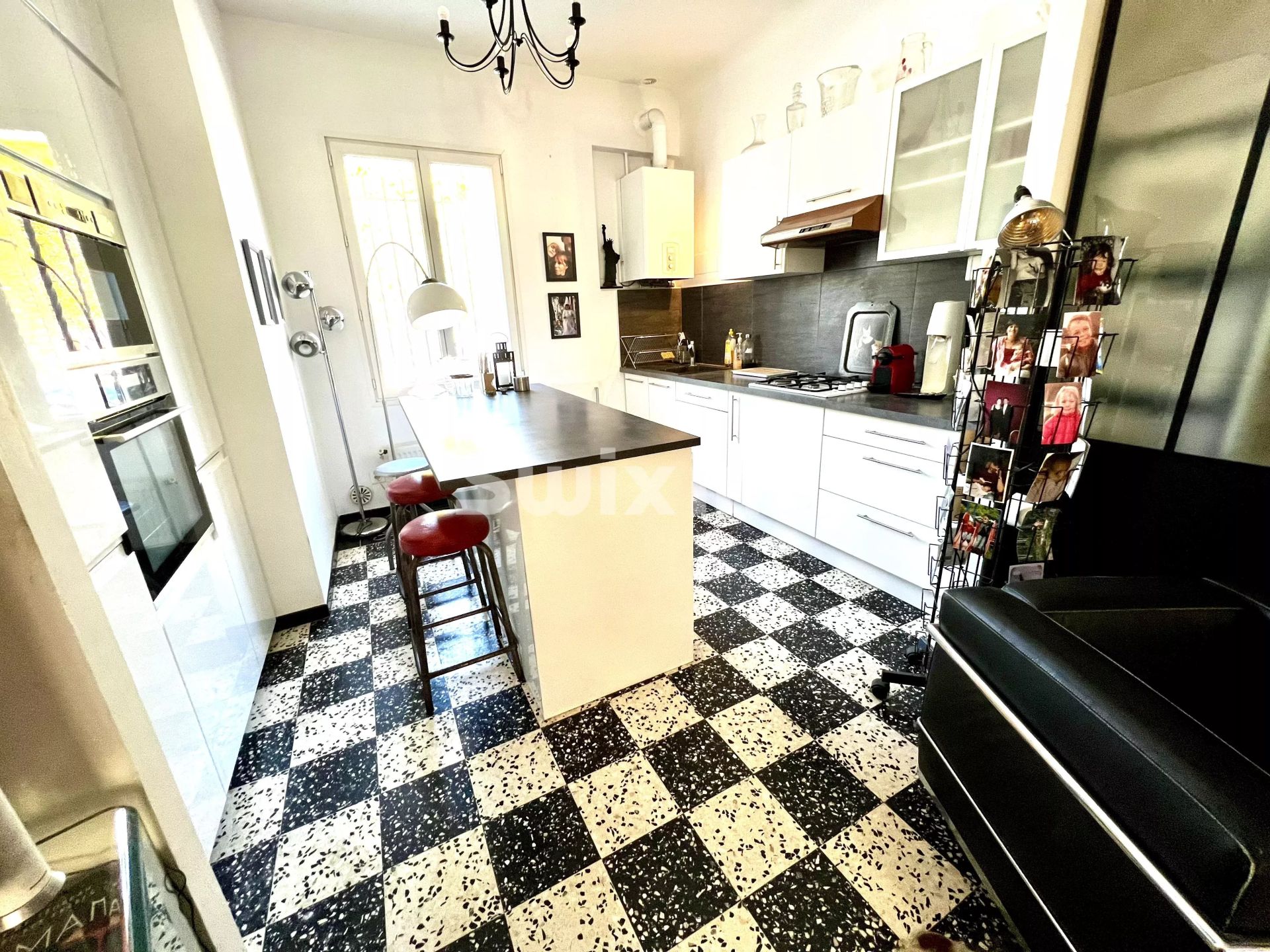 townhouse 4 Rooms for sale on Sète (34200)