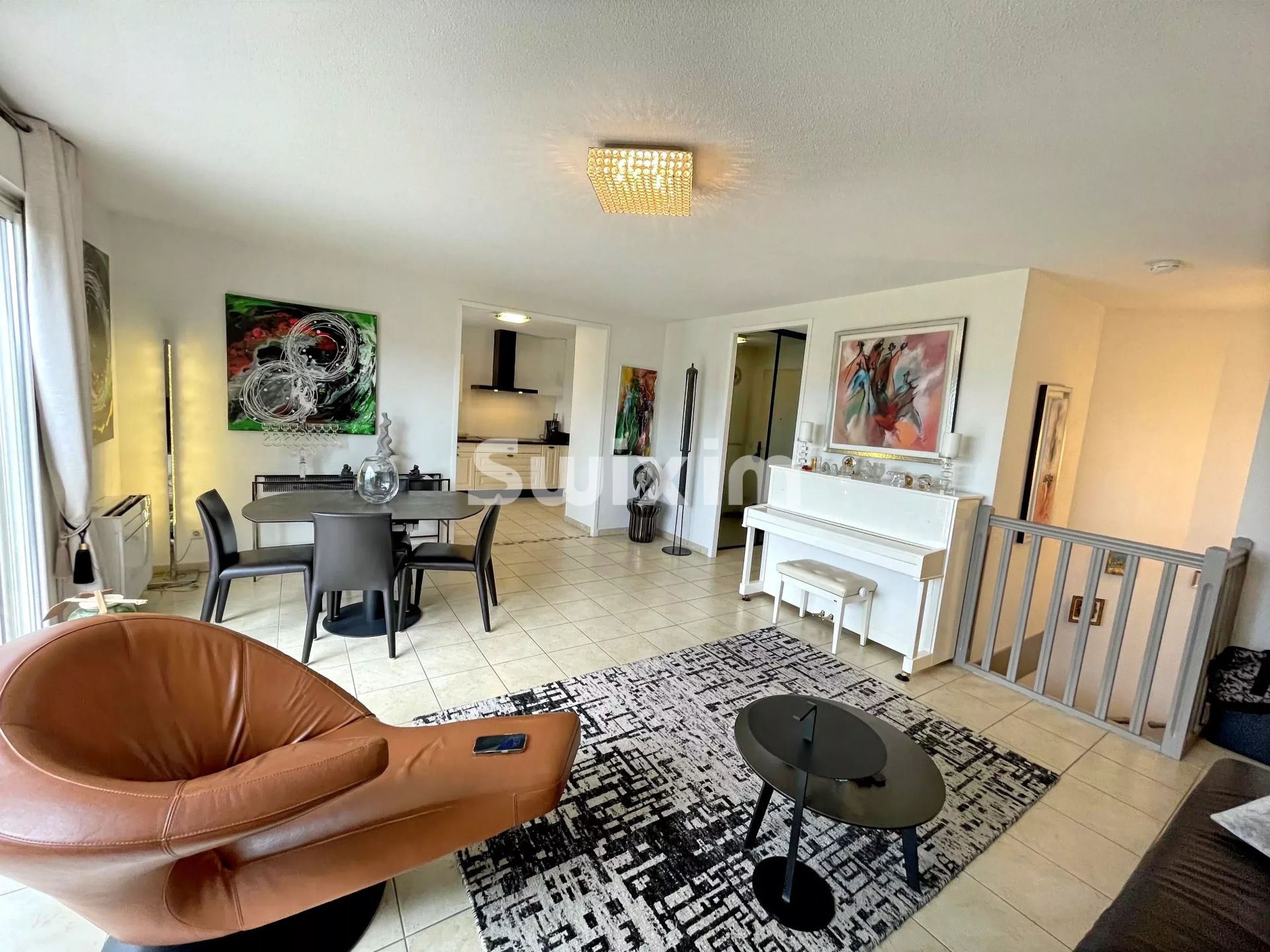 house 6 Rooms for sale on Sainte-Maxime (83120)