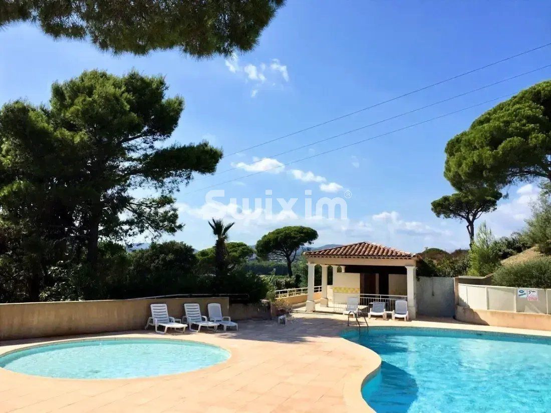 house 6 Rooms for sale on Sainte-Maxime (83120)