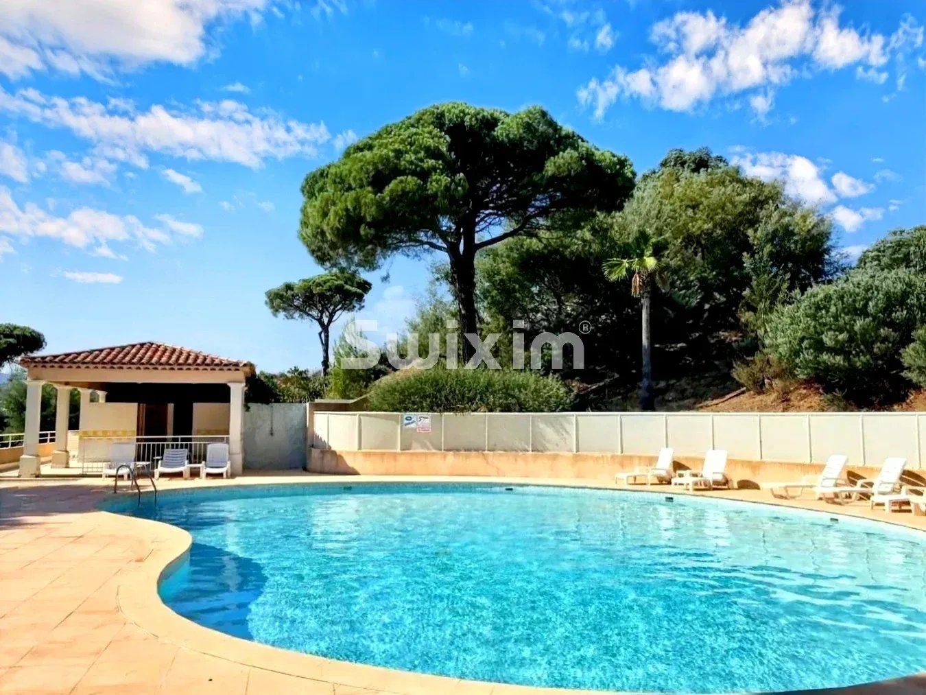 house 6 Rooms for sale on Sainte-Maxime (83120)
