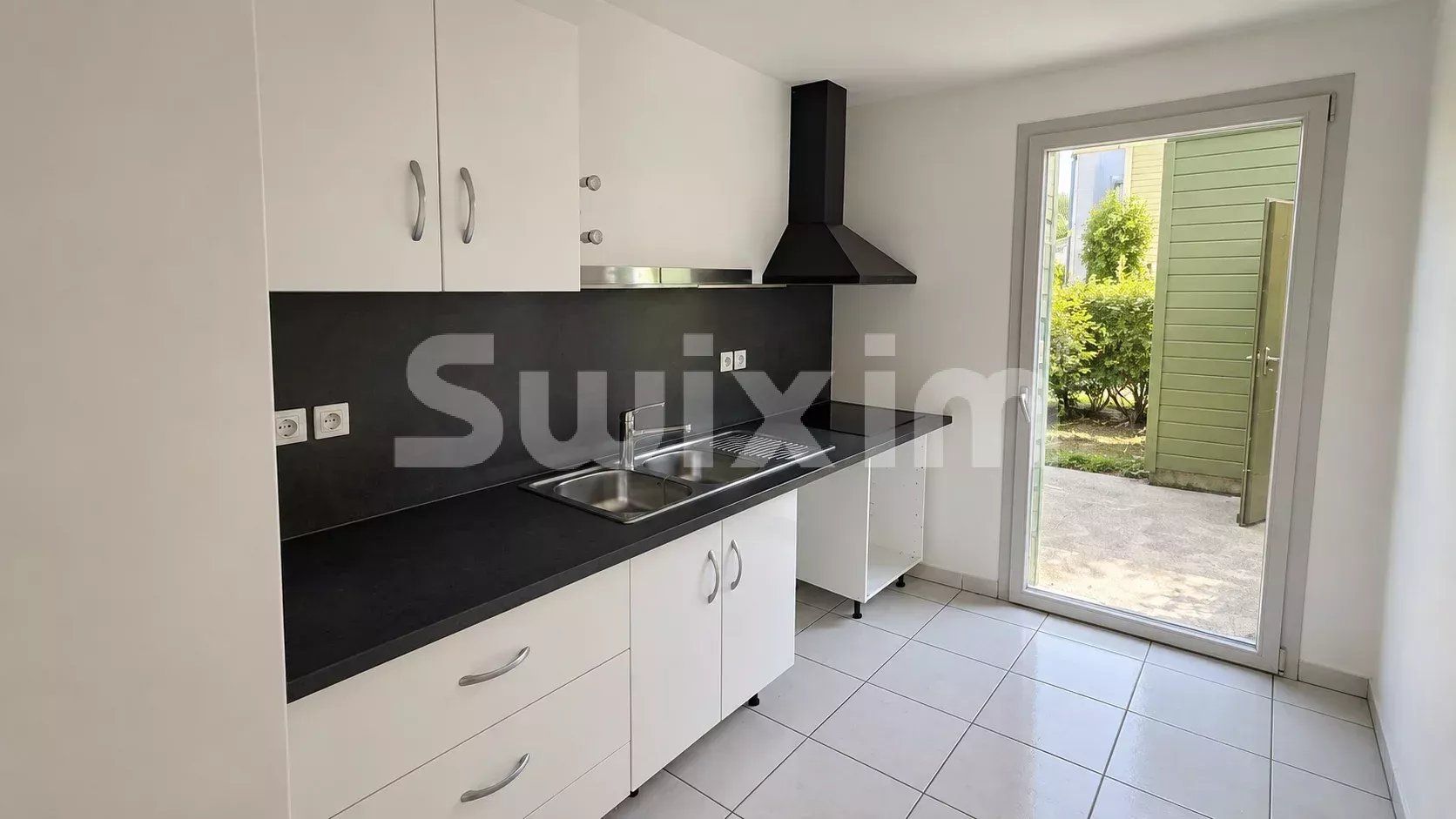 house 6 Rooms for sale on Méry (73420)