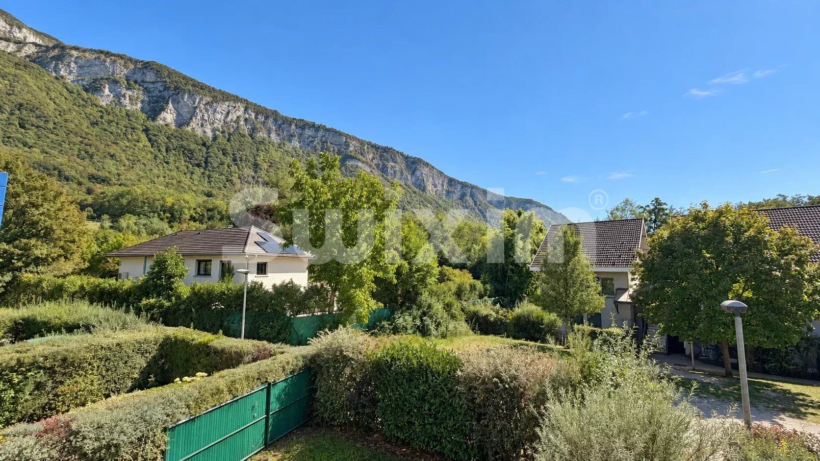 house 6 Rooms for sale on Méry (73420)