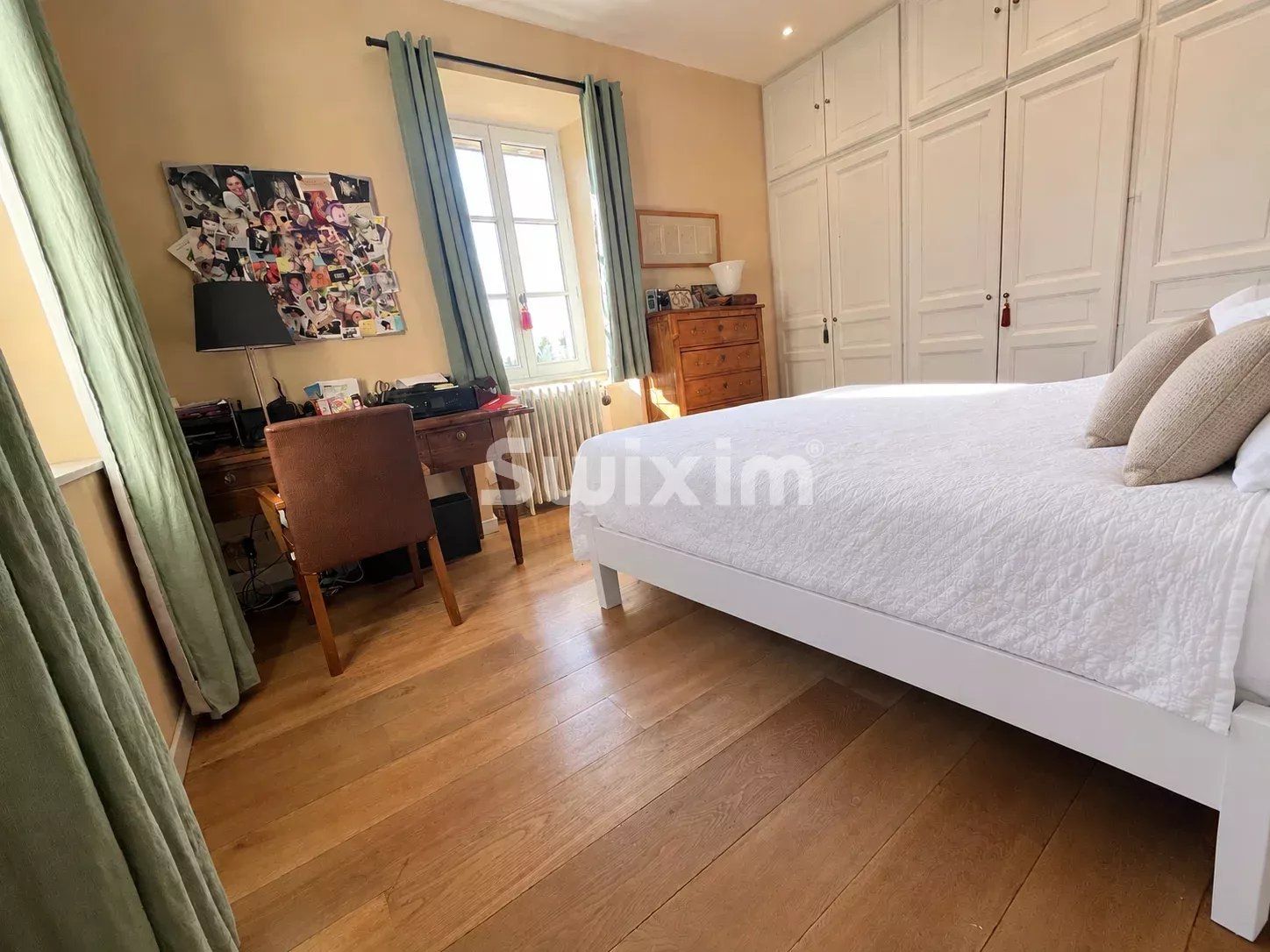 casa 8 Quartos para venda sobre Saint-Paul-Trois-Châteaux (26130)