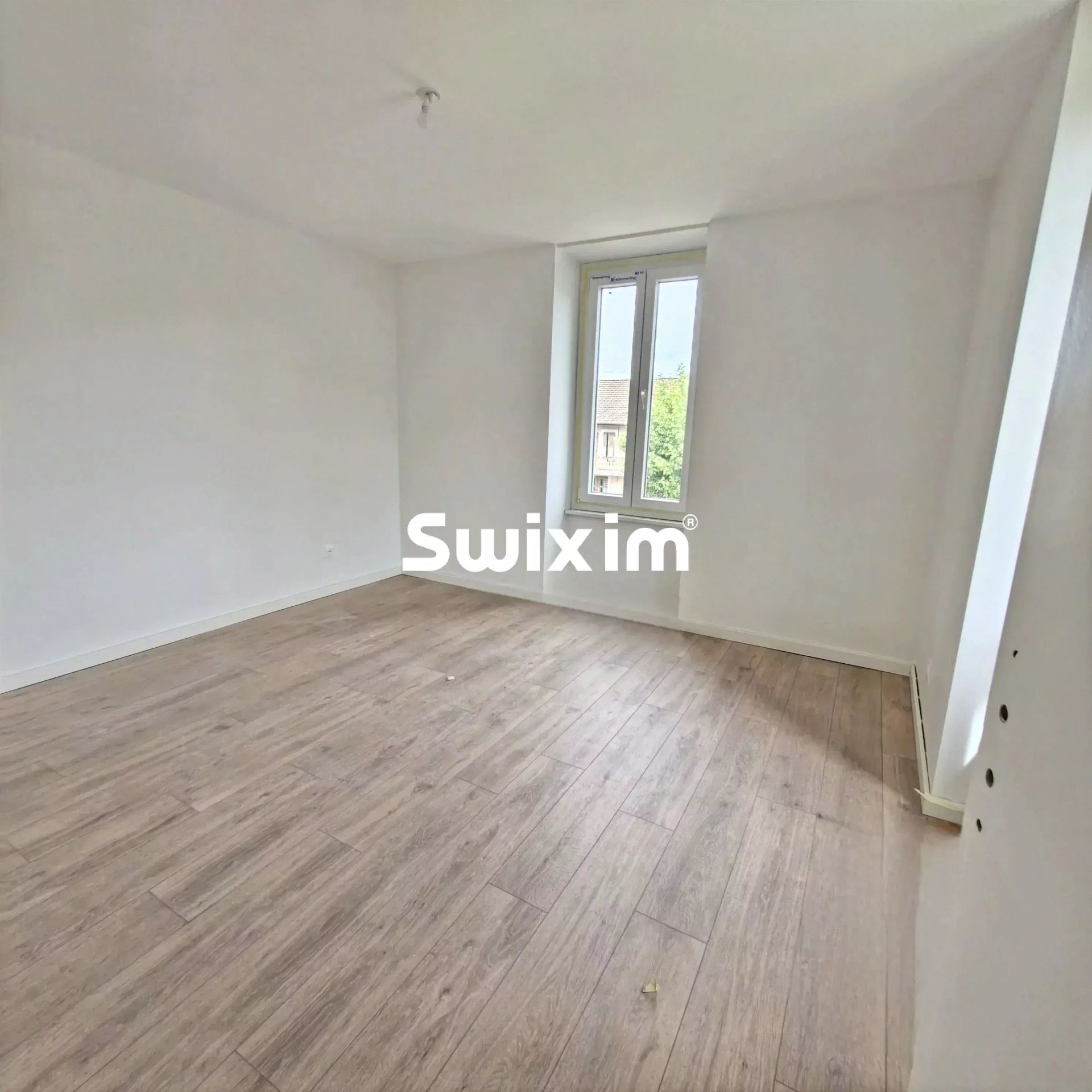 apartment 2 Rooms for sale on Valleiry (74520)