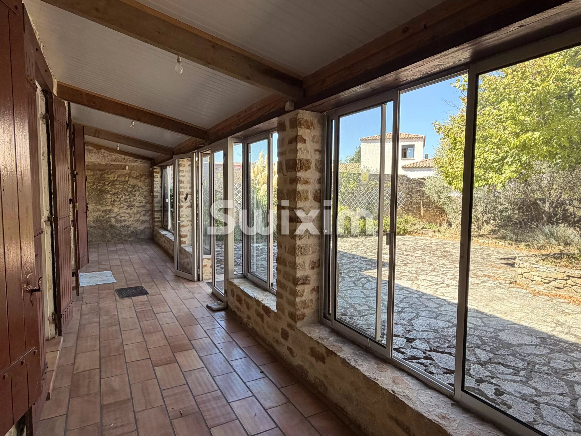 apartment 7 Rooms for sale on Piolenc (84420)