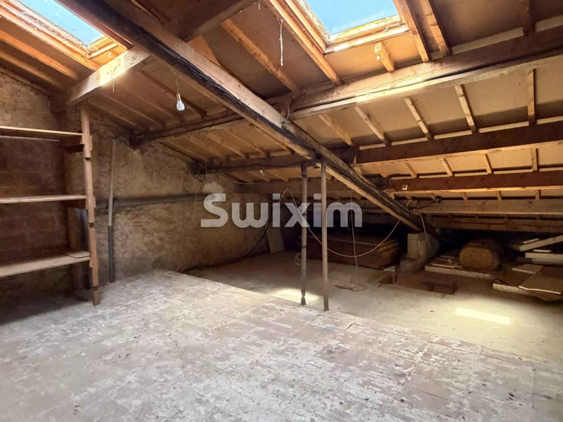apartment 7 Rooms for sale on Piolenc (84420)