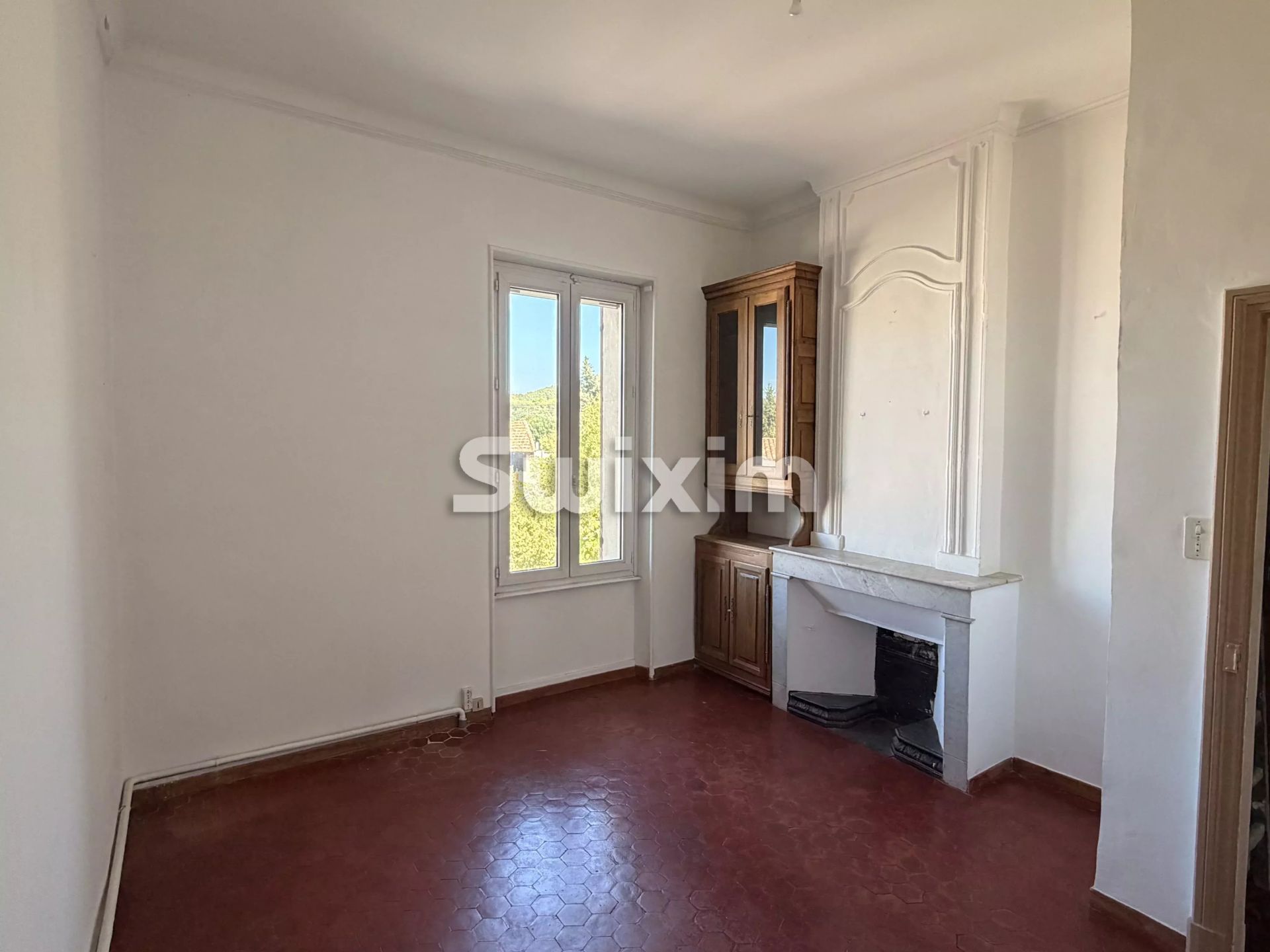 apartment 7 Rooms for sale on Piolenc (84420)