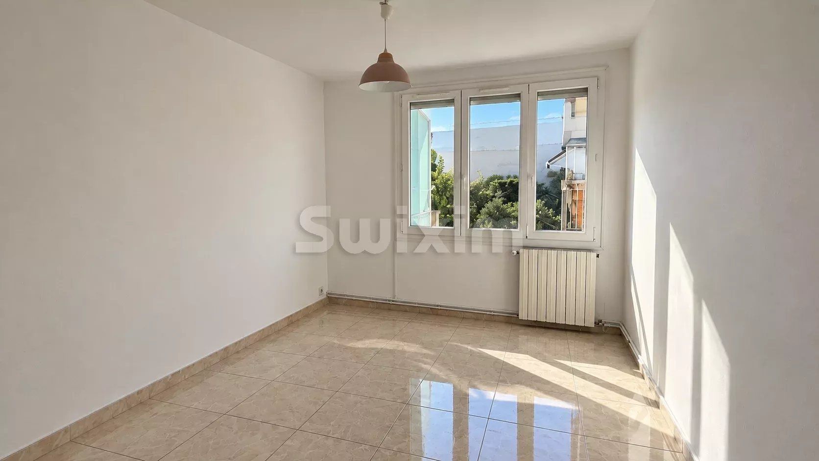 appartement 4 Zimmer zum verkauf auf Nîmes (30900)