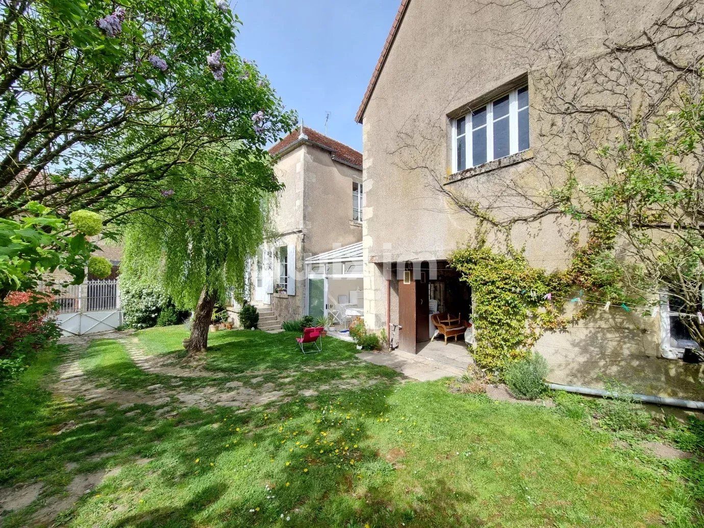 casa 8 Quartos para venda sobre Varzy (58210)