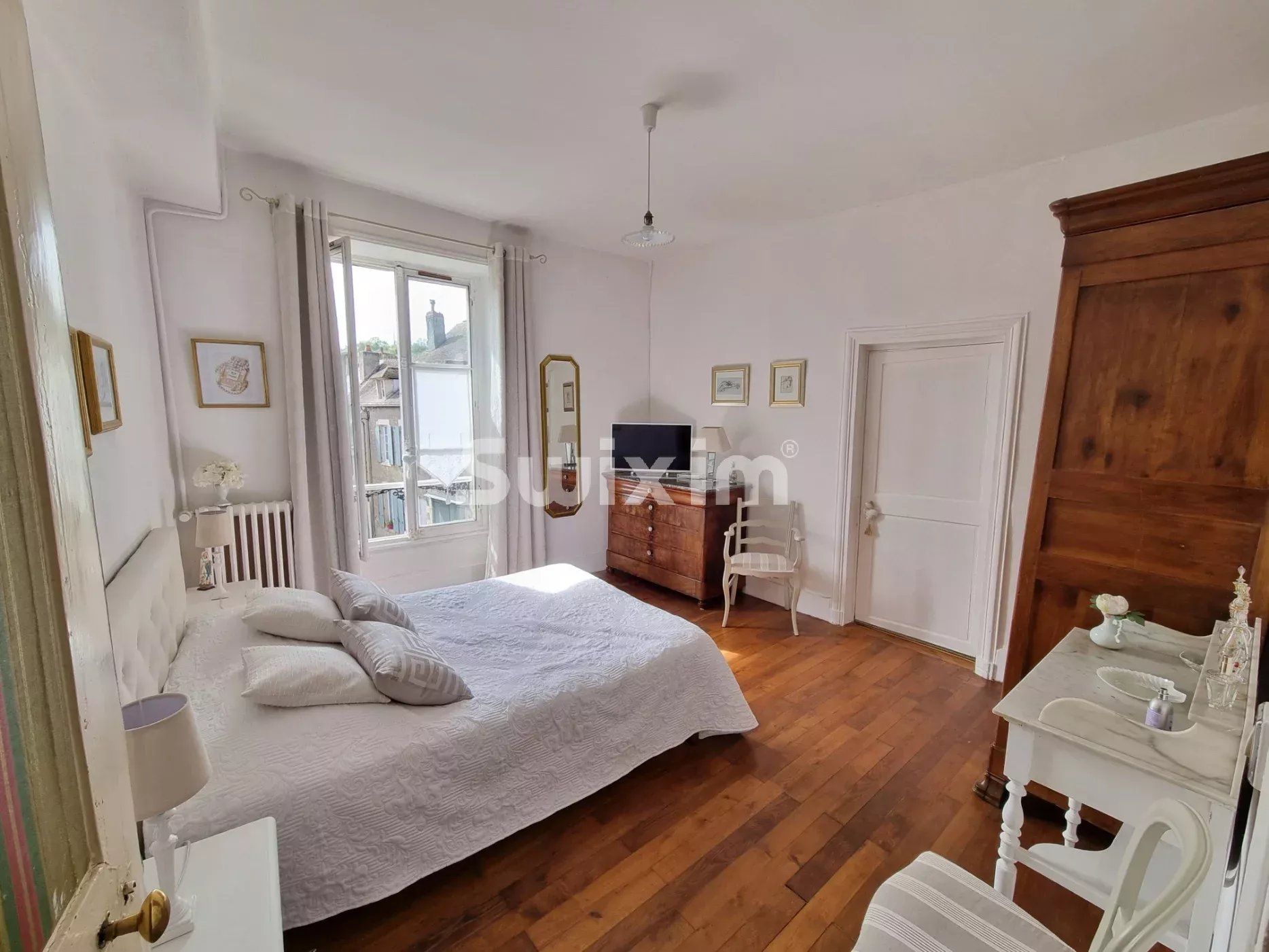 casa 8 Quartos para venda sobre Varzy (58210)