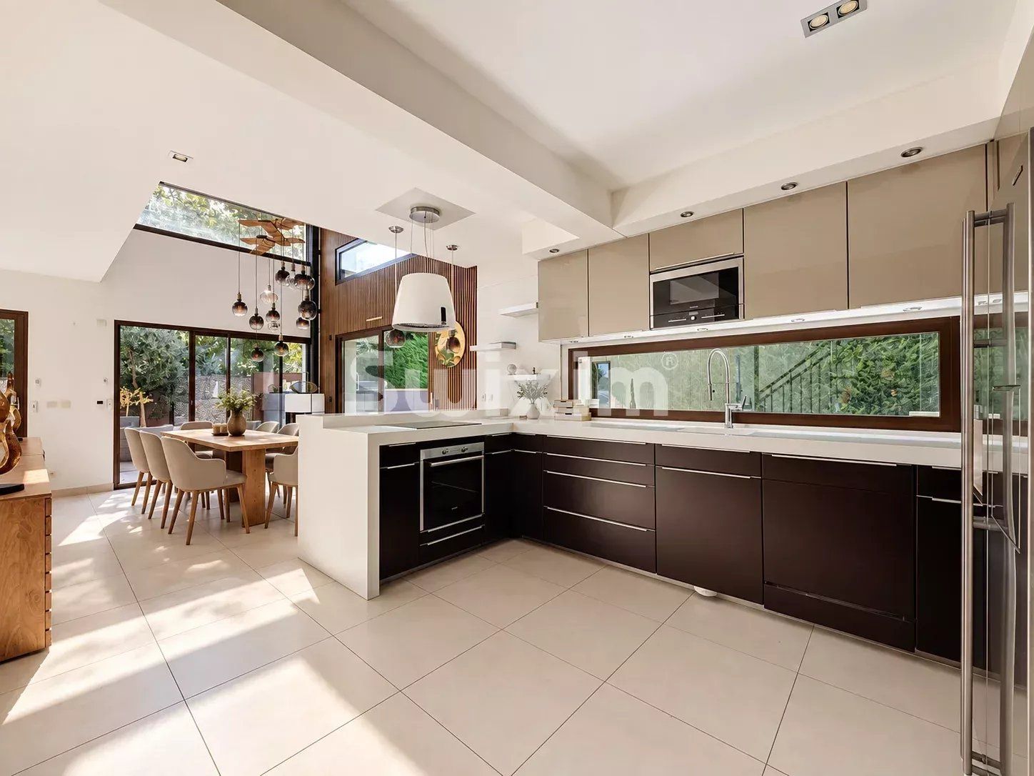 casa 6 Quartos para venda sobre Prévessin-Moëns (01280)