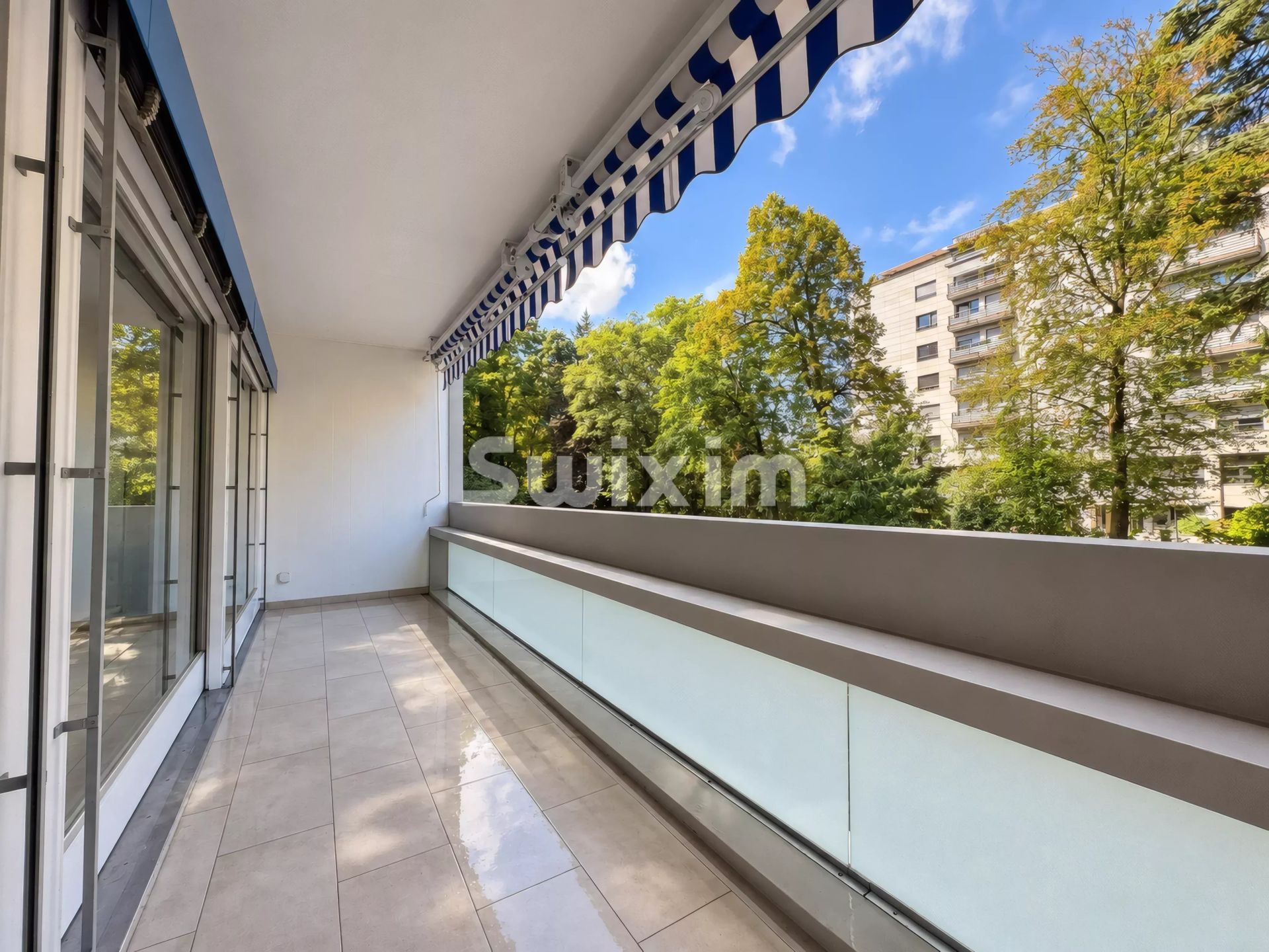 appartamento 4 Camere in vendita su Genève (1208)