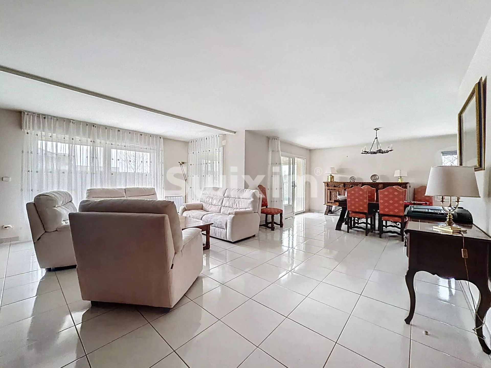 casa 7 Salas en venta en Divonne-les-Bains (01220)