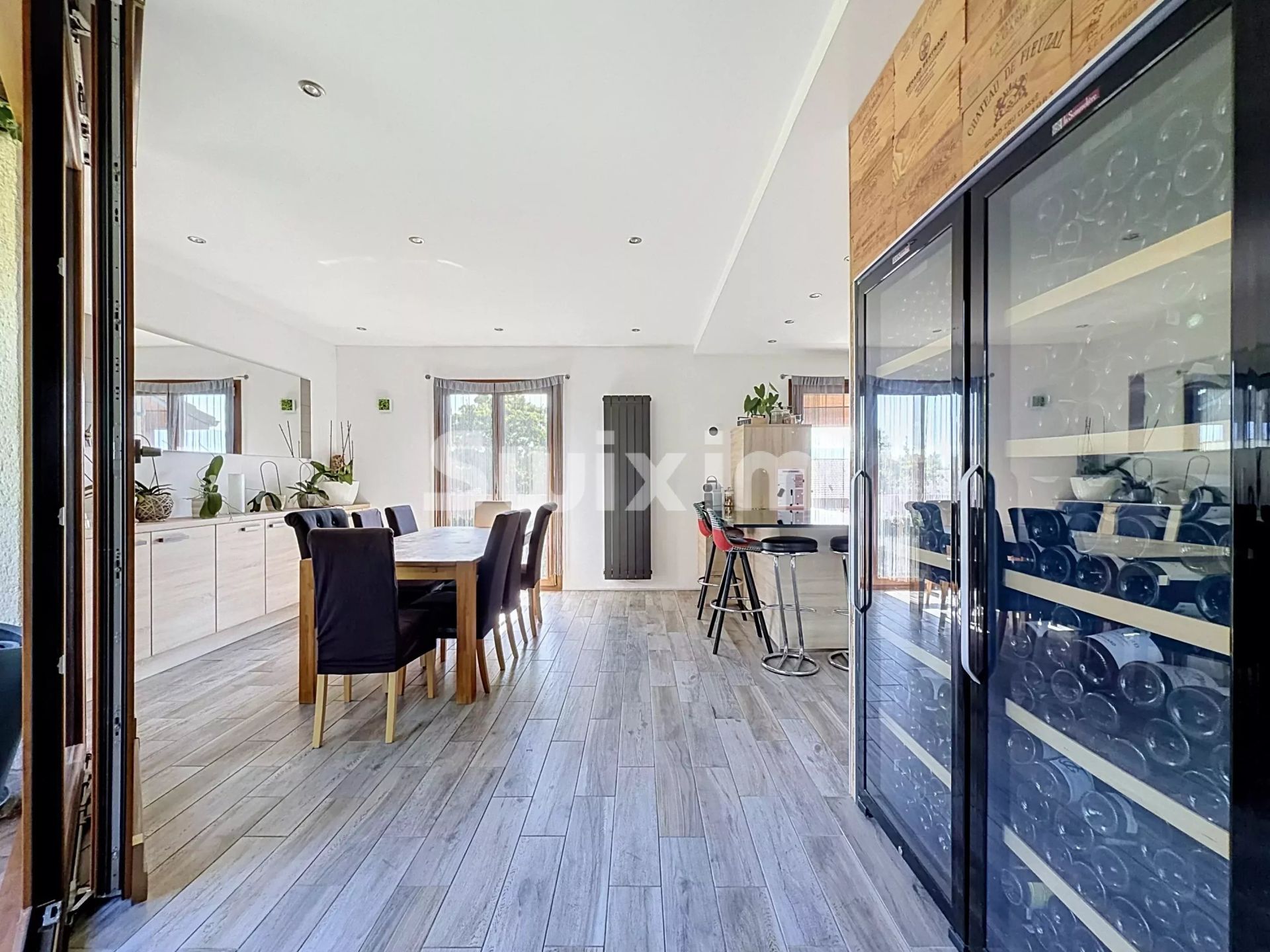 Appartement 5 pièces 154 m² · à Prévessin-Moëns · 154 m² · 680 000 €