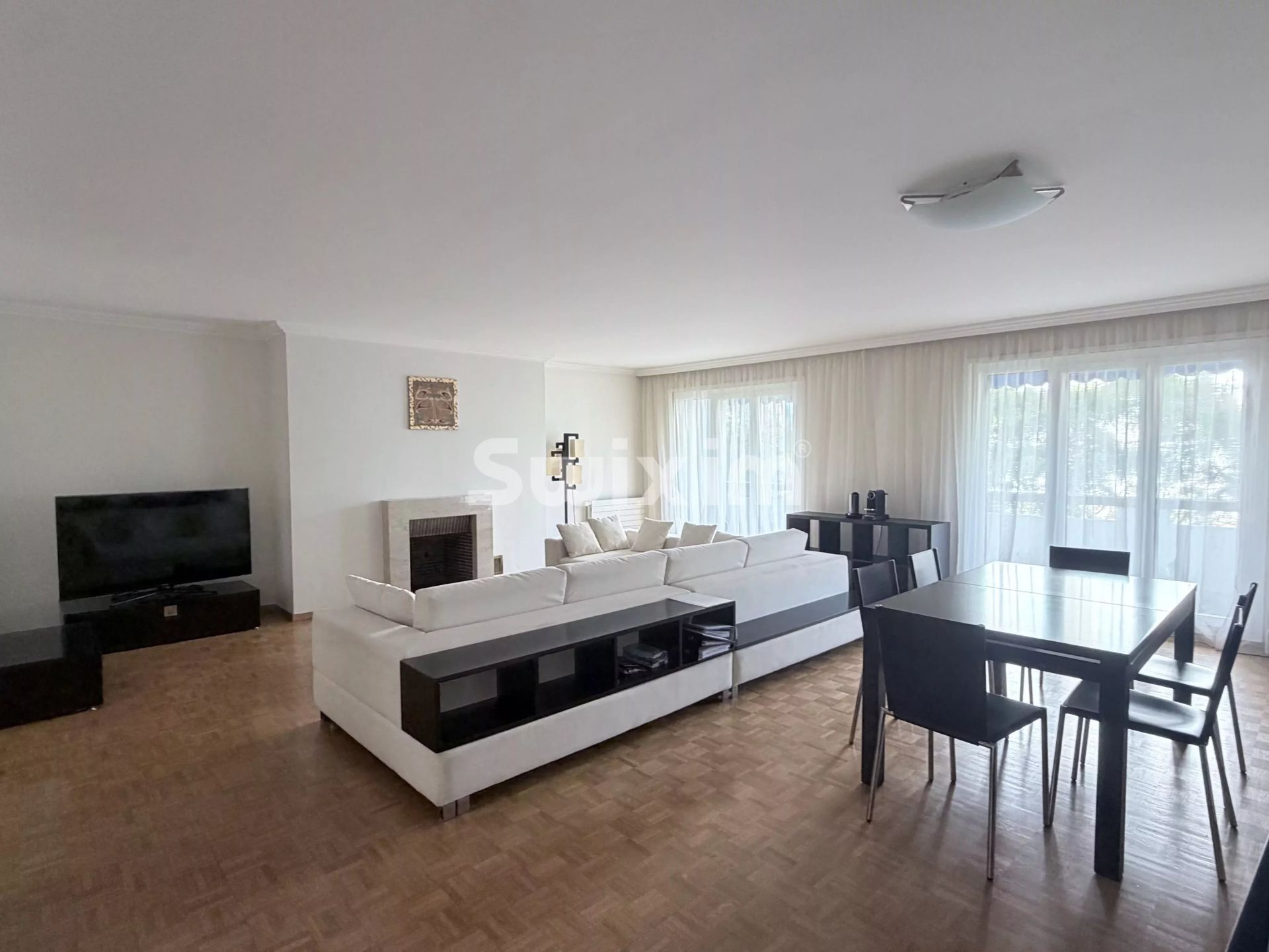 apartamento 4.5 Quartos para aluguer sobre Lausanne (1000)
