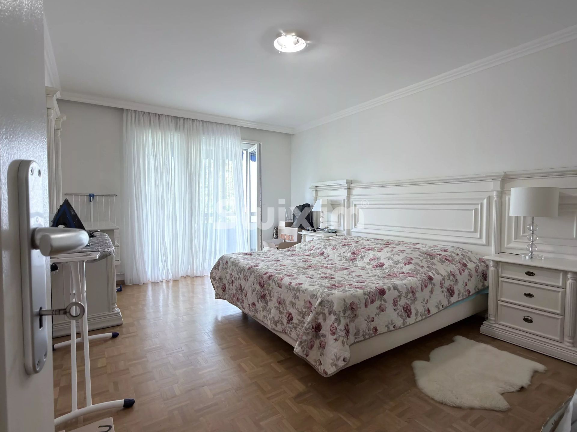 apartamento 4.5 Quartos para aluguer sobre Lausanne (1000)