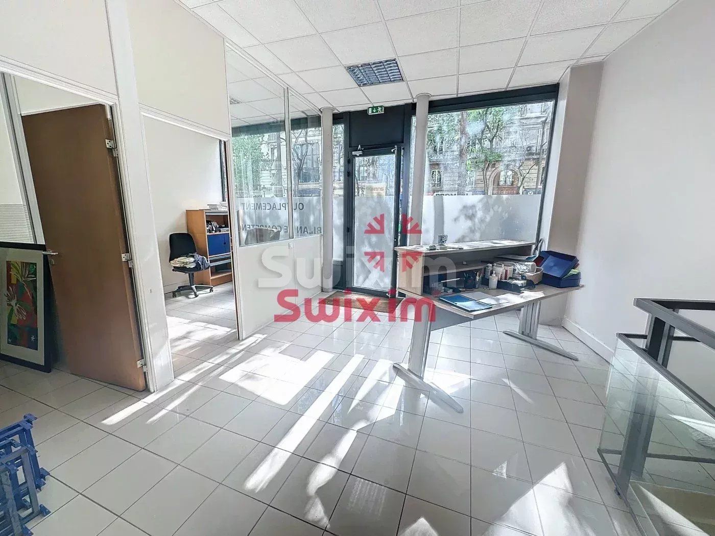 Local commercial 120 m² · à Paris 10ème · 120 m² · 885 000 €