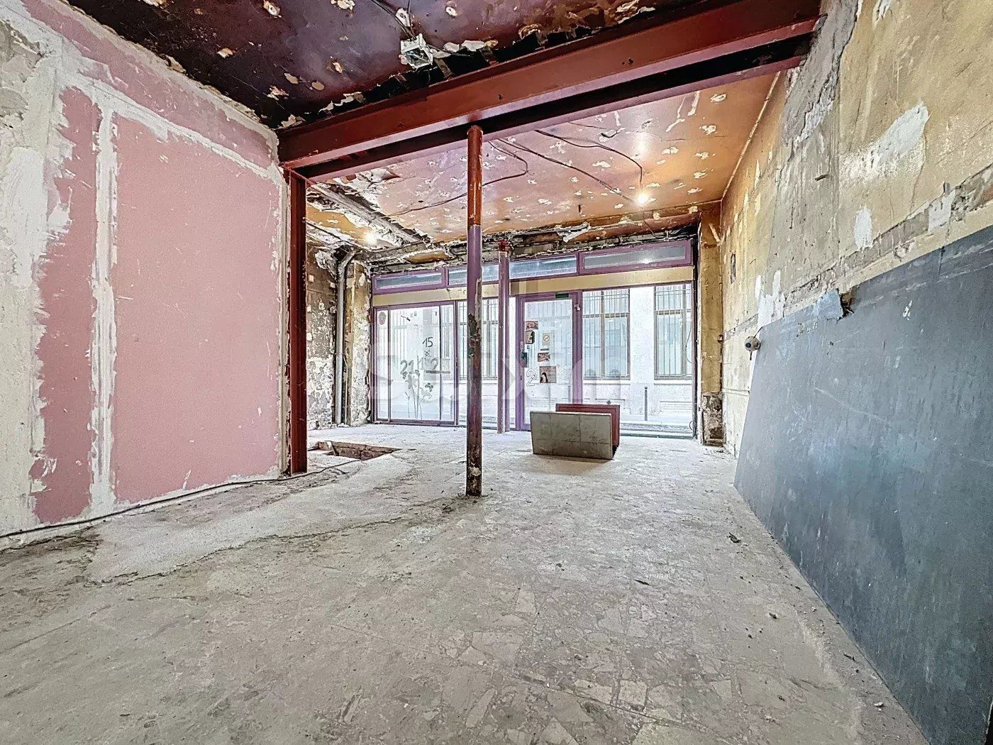 locale de actividad 4 Salas en venta en Paris 11ème (75011)