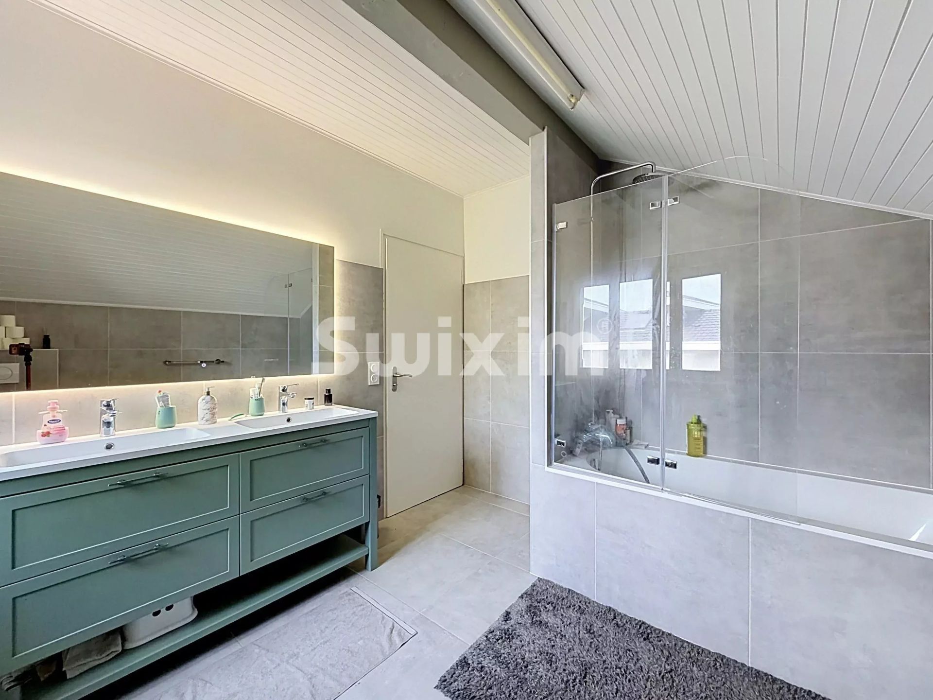 casa 6 Salas en venta en Prévessin-Moëns (01280)