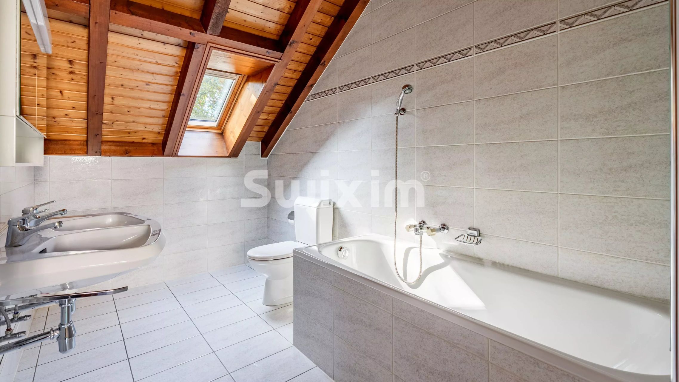casa 6 Salas en venta en Lancy (1212)