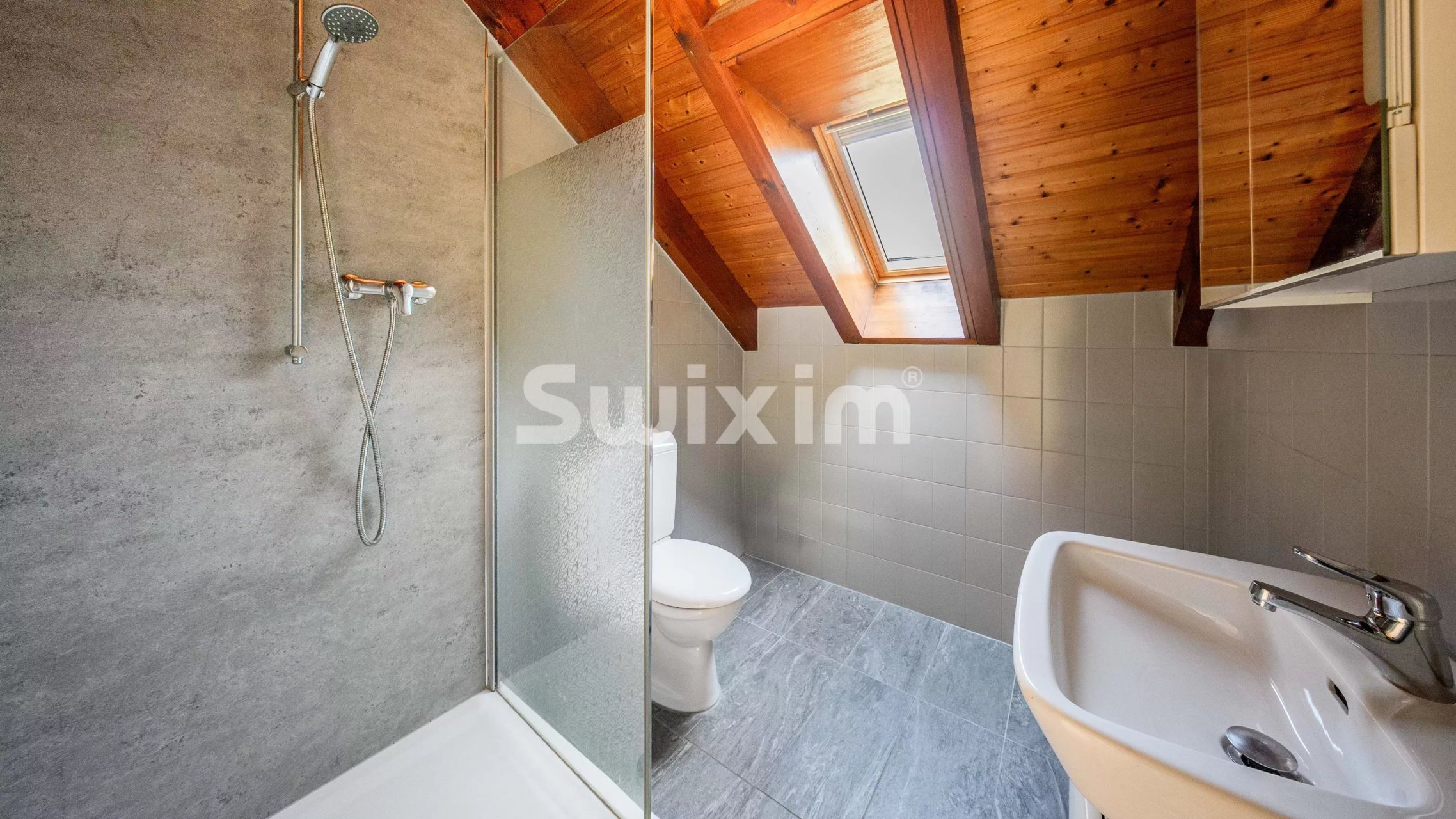 casa 6 Salas en venta en Lancy (1212)