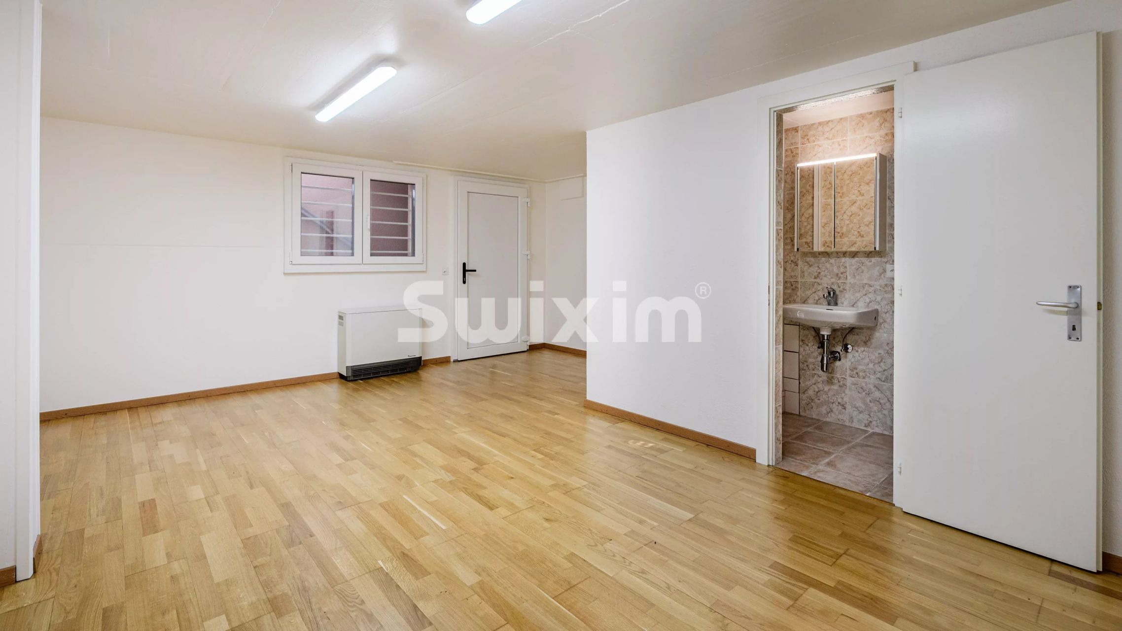 casa 6 Salas en venta en Lancy (1212)