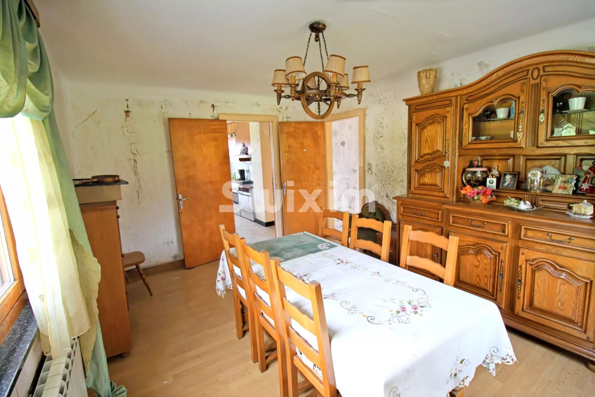 house 6 Rooms for sale on Le Thillot (88160)