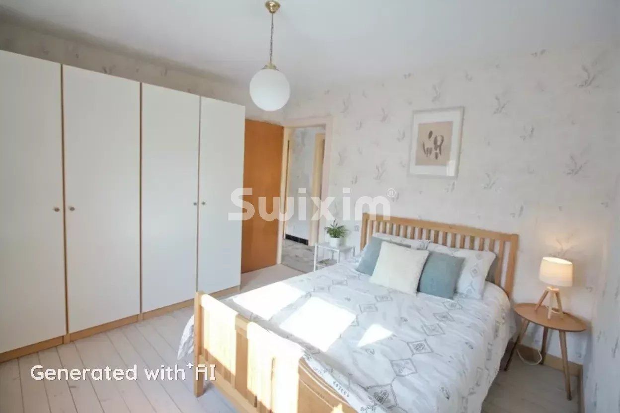 house 6 Rooms for sale on Le Thillot (88160)