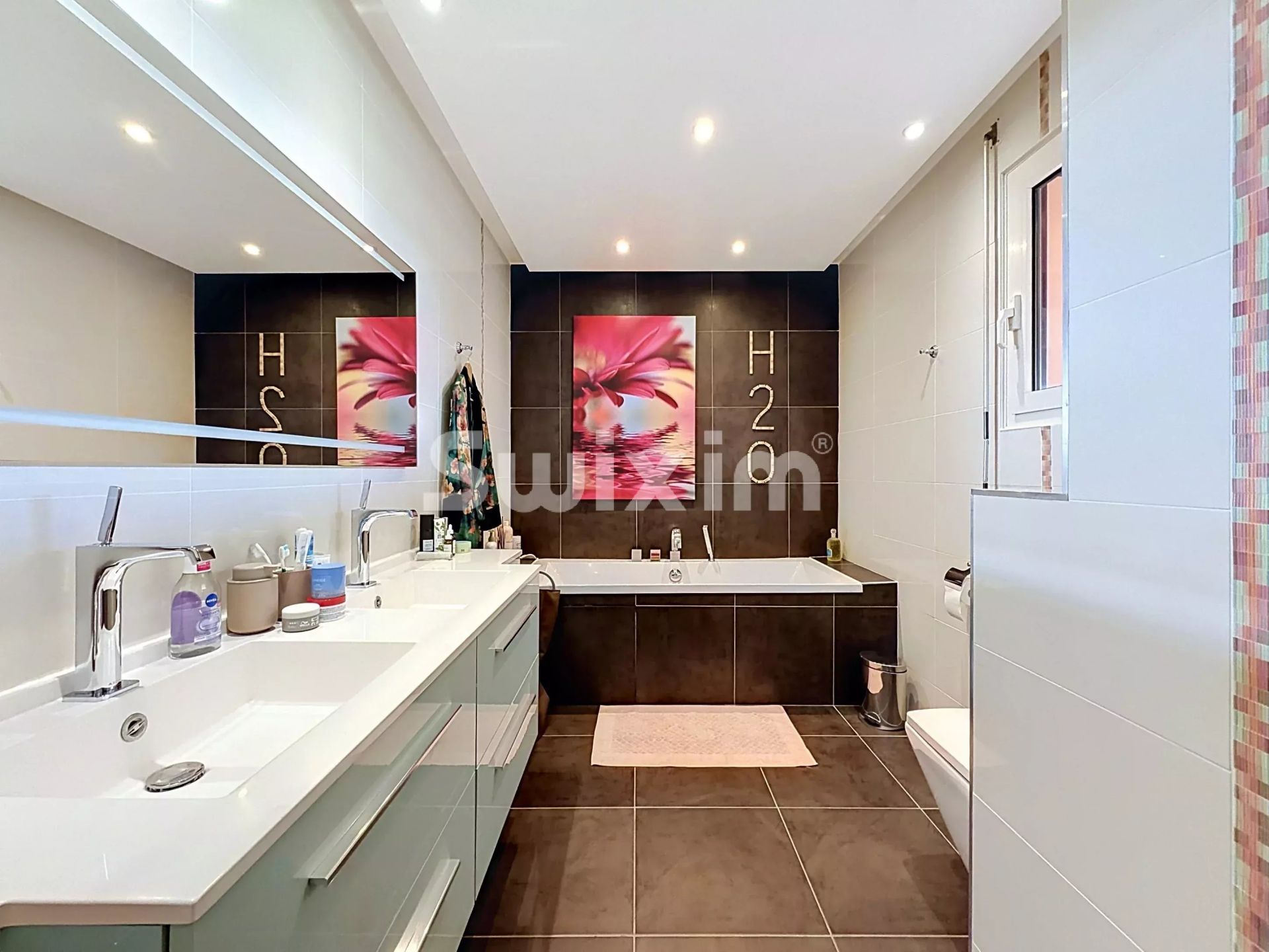 appartement 6 Pièces en vente sur Prévessin-Moëns (01280)