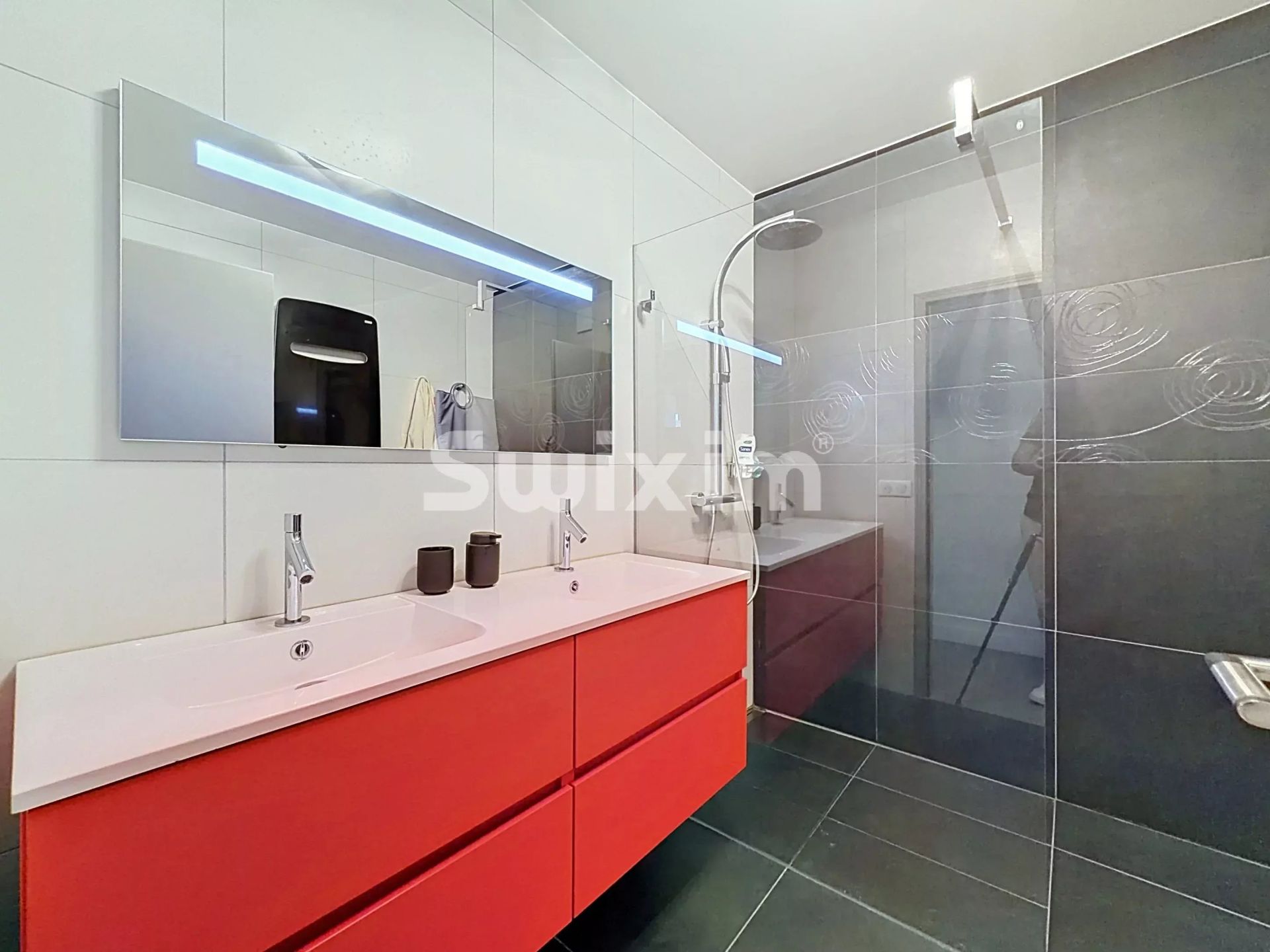 appartement 6 Pièces en vente sur Prévessin-Moëns (01280)