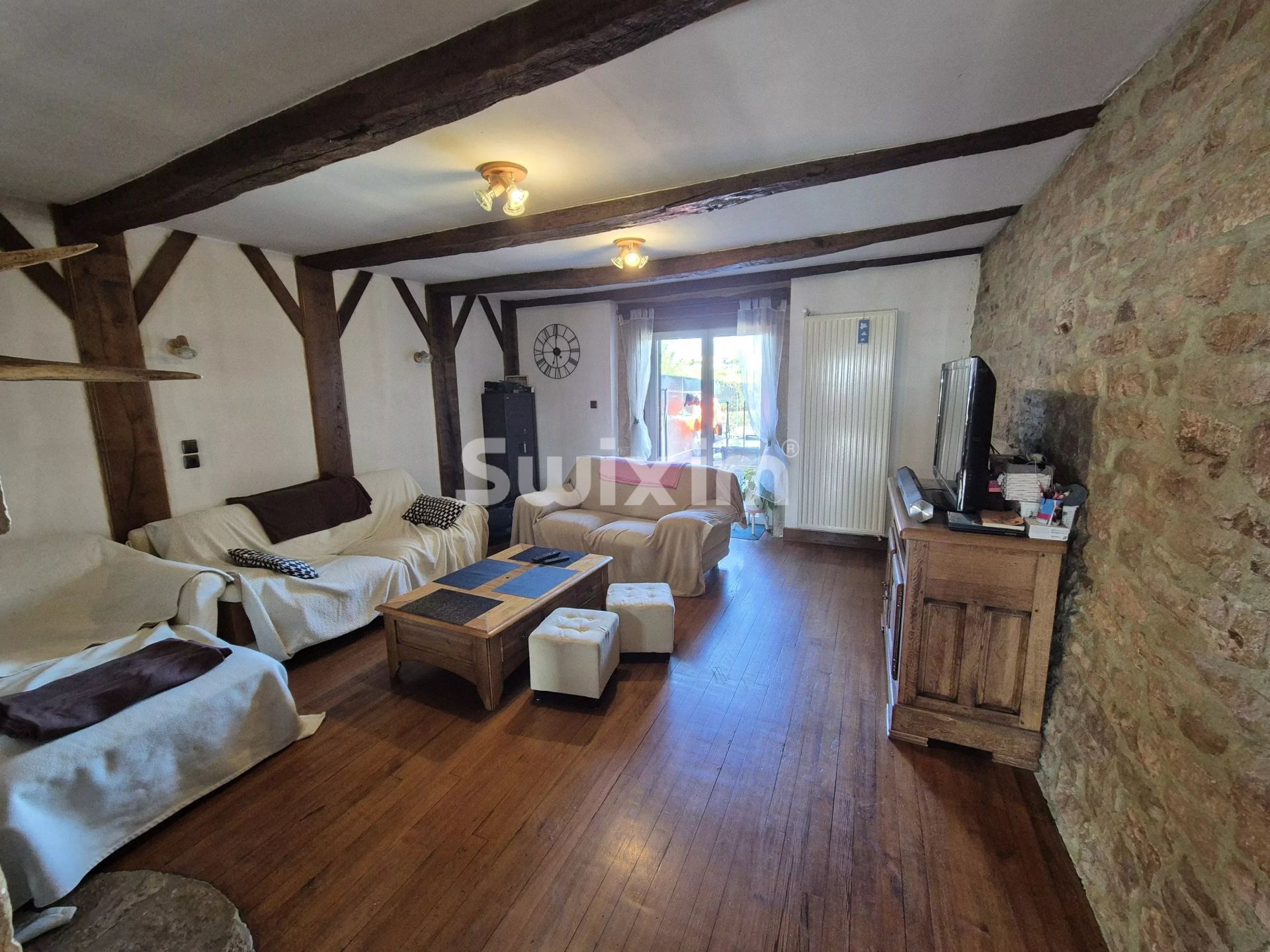 casa 7 Camere in vendita su Gy (70700)