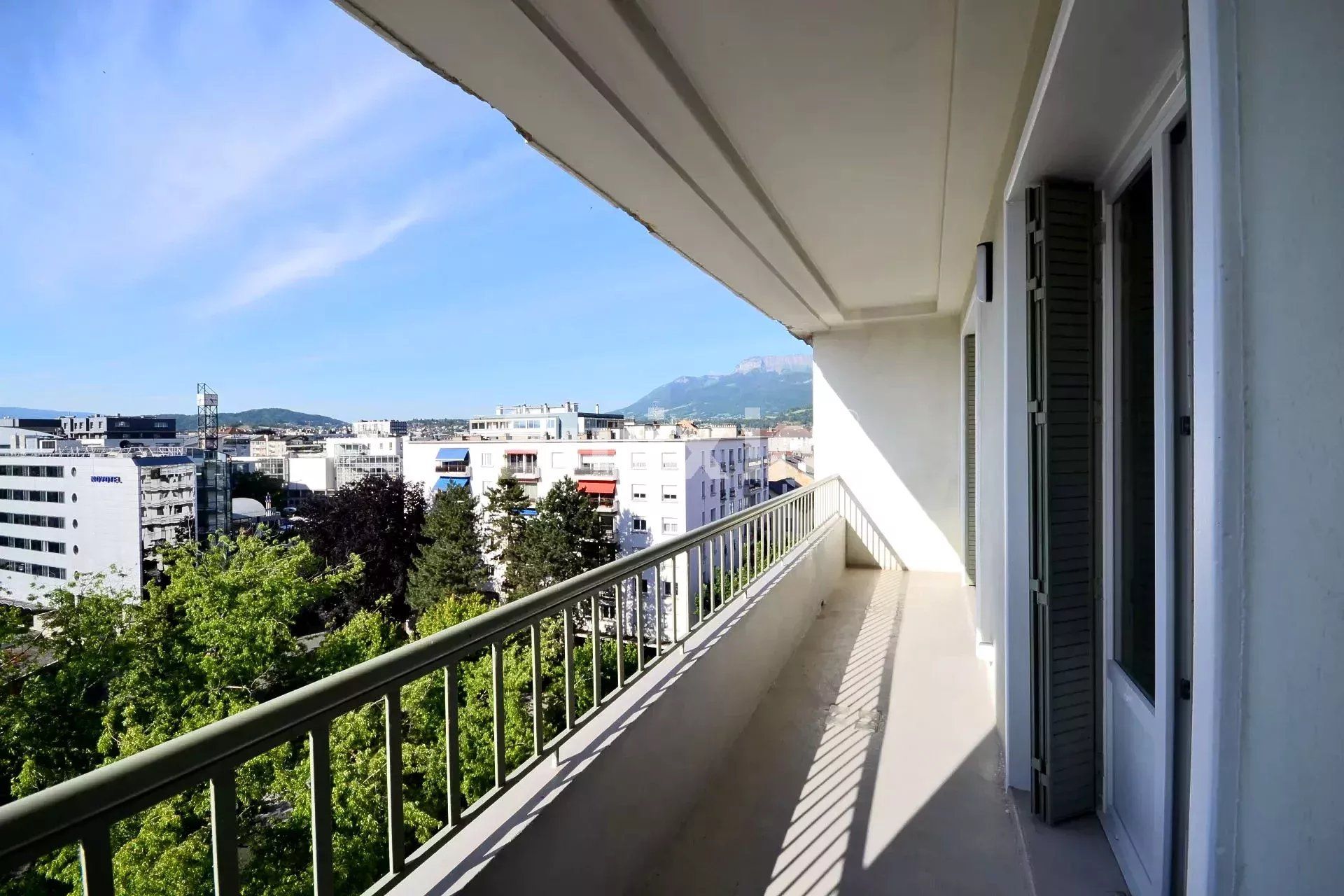 appartamento 4 Camere in affitto su Annecy (74000)