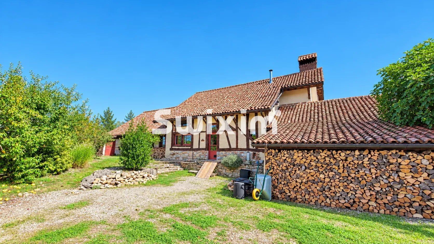 casa 7 Camere in vendita su Louhans (71500)