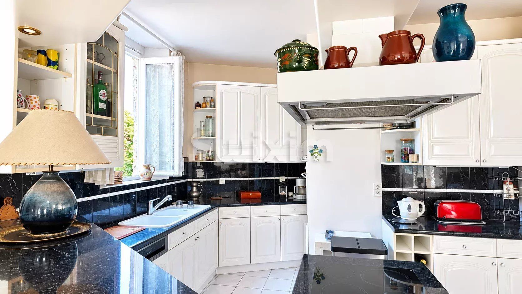 appartamento 5 Camere in vendita su Nîmes (30000)