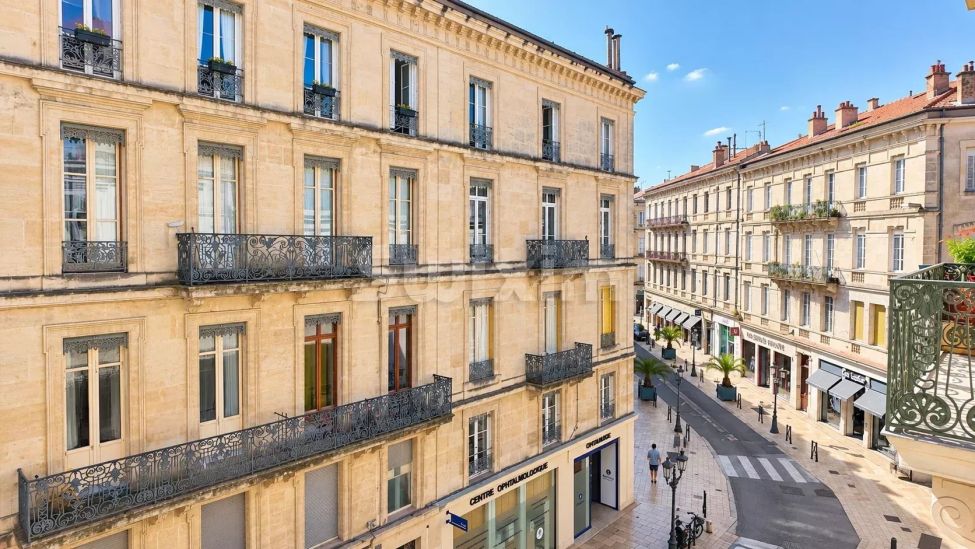 Vendita Appartamento Nîmes 5&nbsp;Camere 192&nbsp;m²