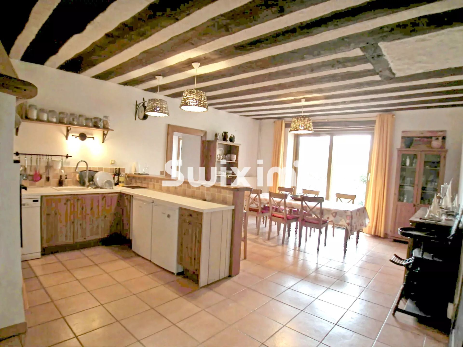 casa 8 Salas en venta en Menétru-le-Vignoble (39210)