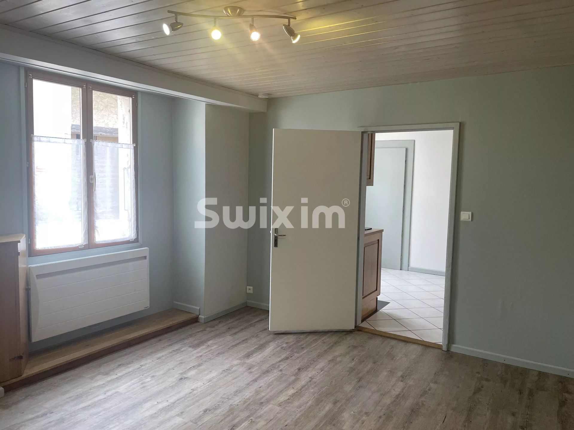 apartment 3 Rooms for rent on Mignovillard (39250)
