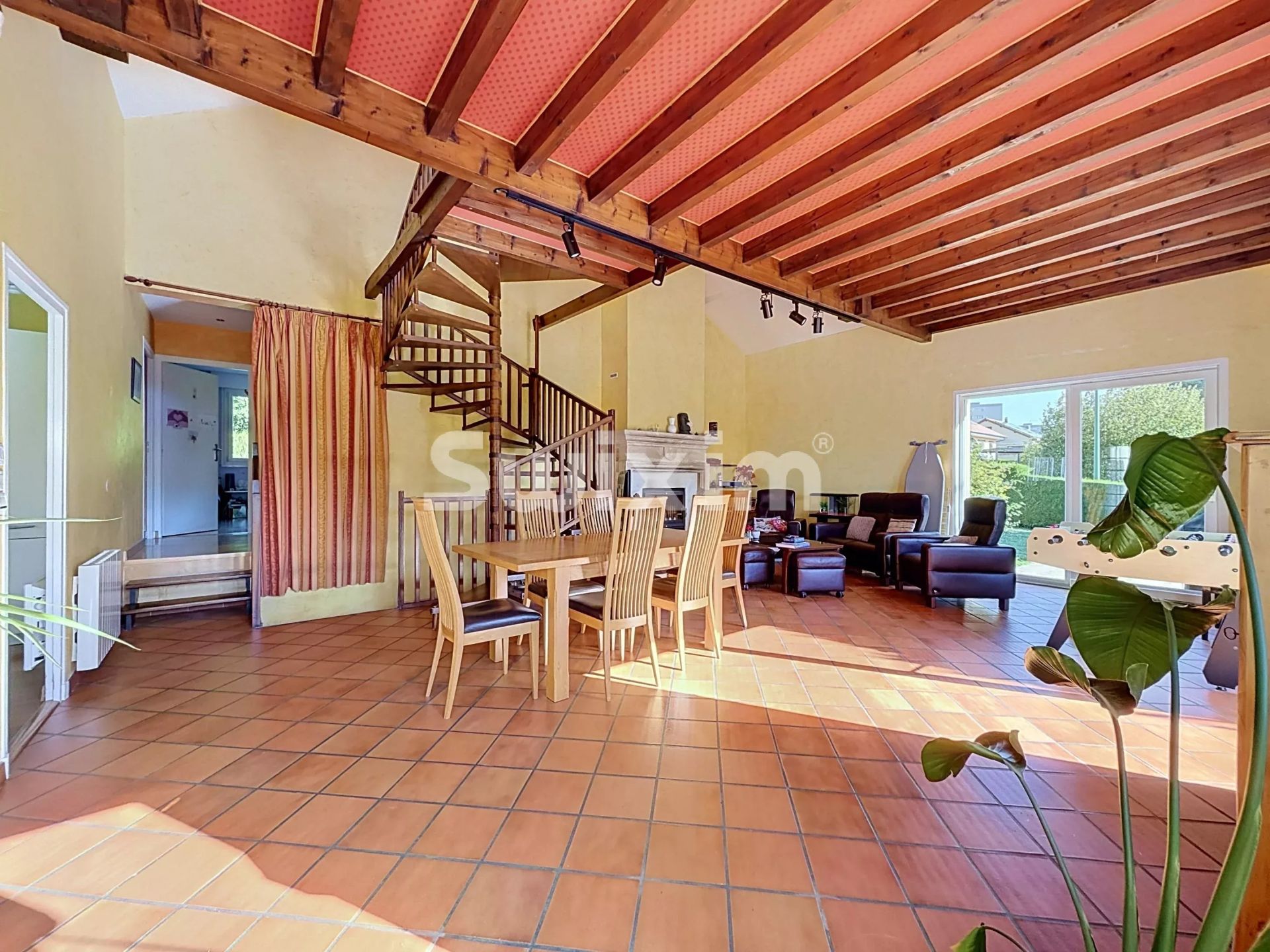 maison 7 Pièces en vente sur Gex (01170)