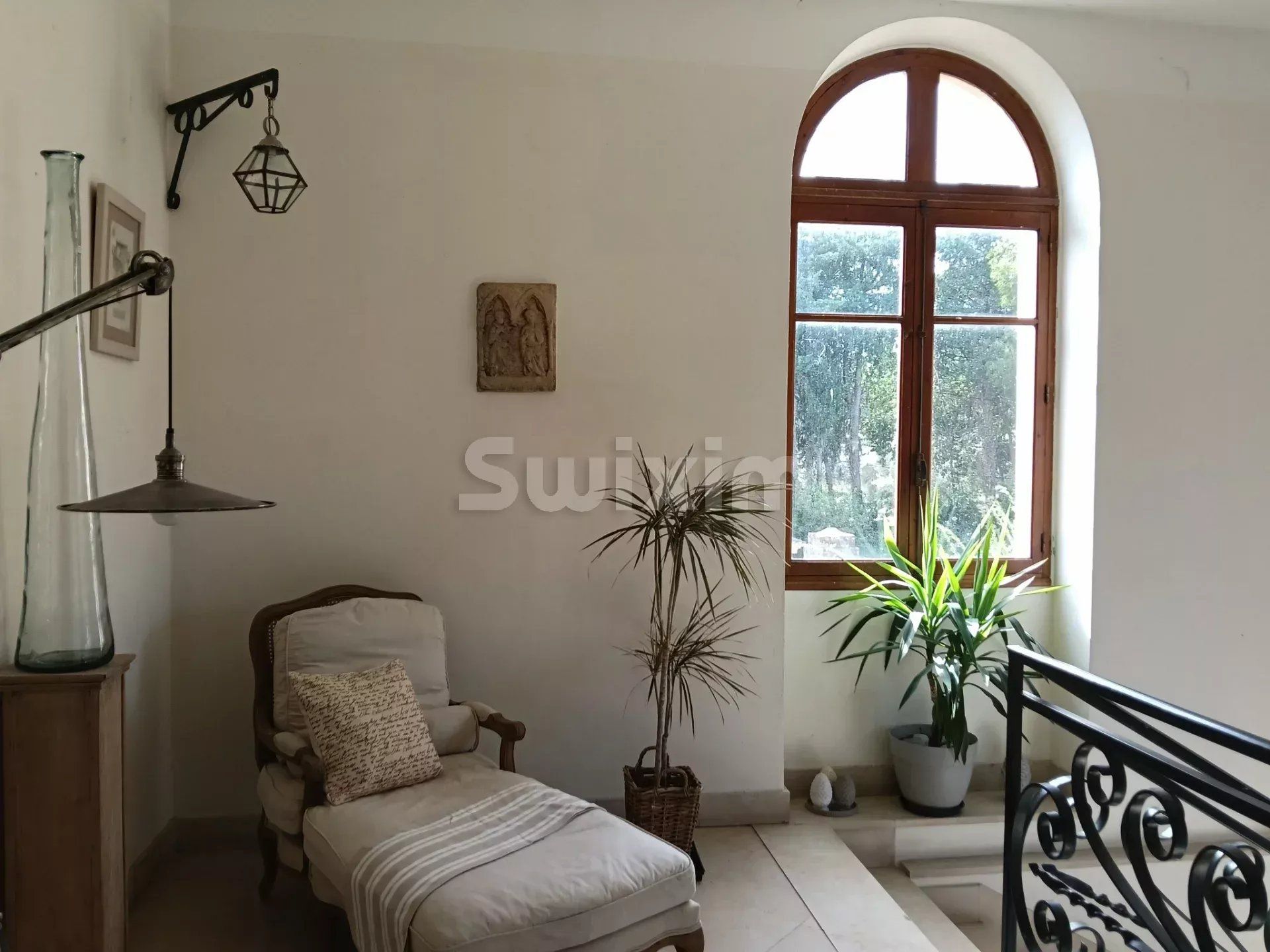 Maison 16 pièces 450 m² · à Uzès · 450 m² · 995 000 €