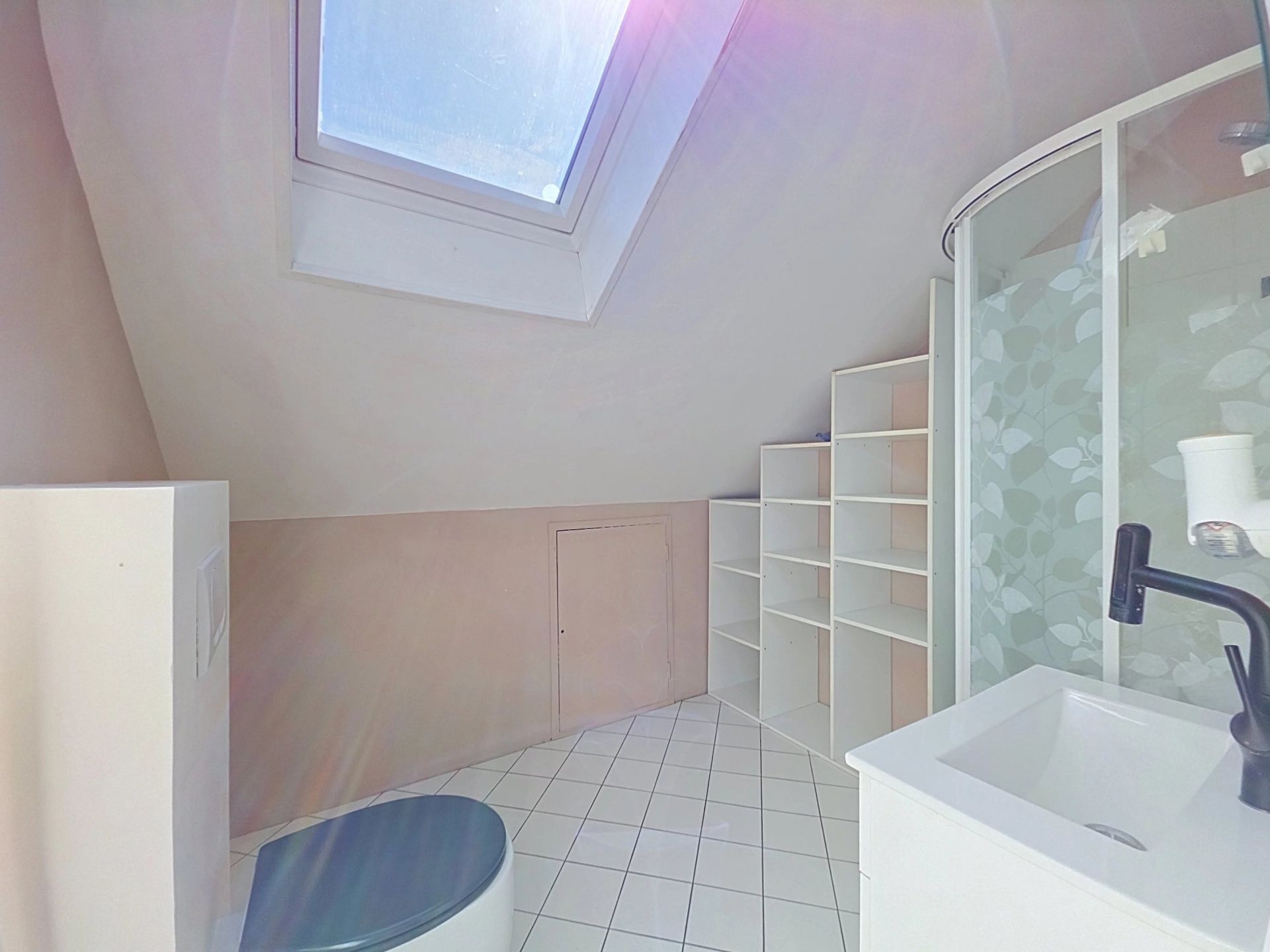 house 5 Rooms for sale on Ségny (01170)