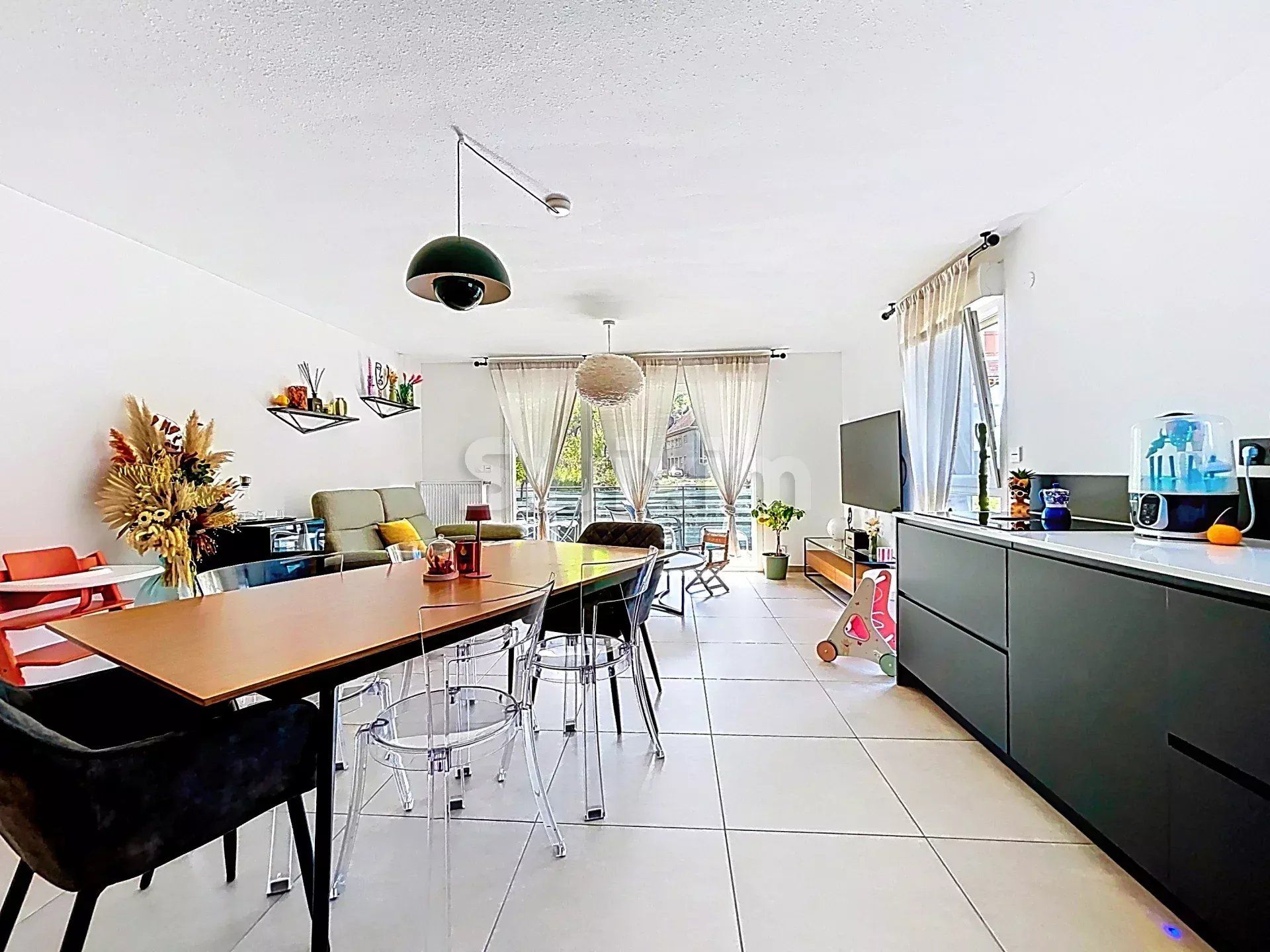 apartamento 3 Salas en venta en Marnaz (74460)